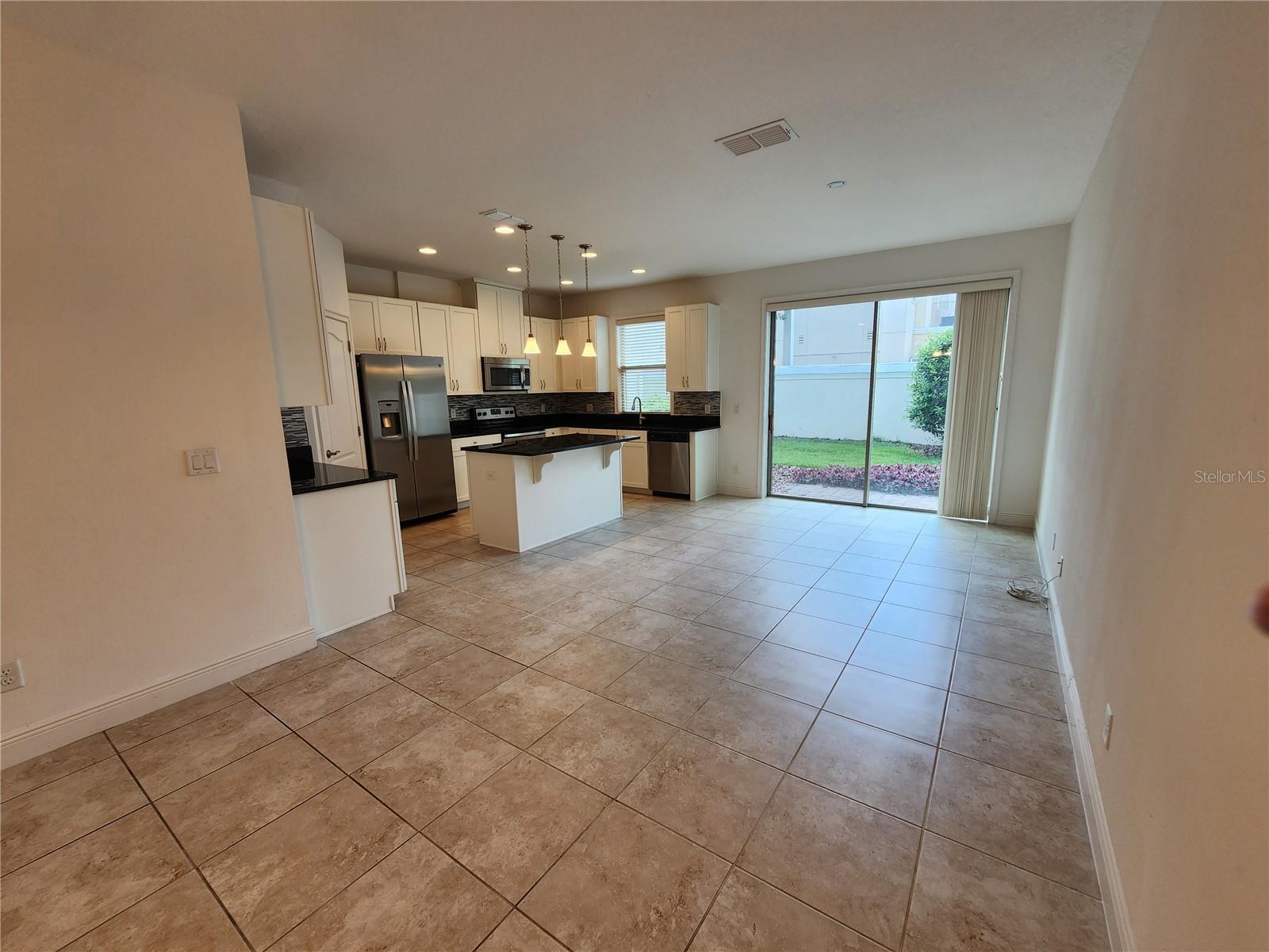 9805 Winnington St Property Photo 7