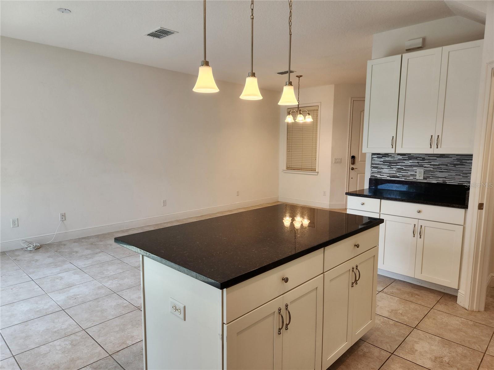 9805 Winnington St Property Photo 19