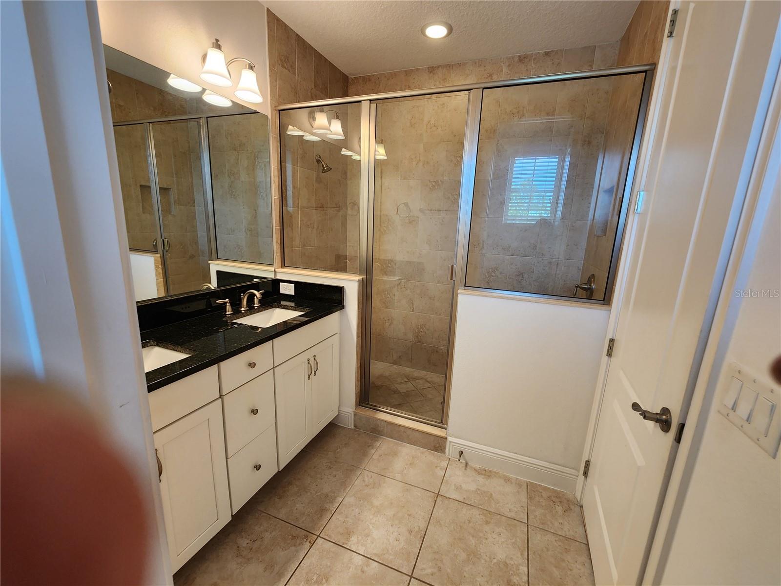 9805 Winnington St Property Photo 31