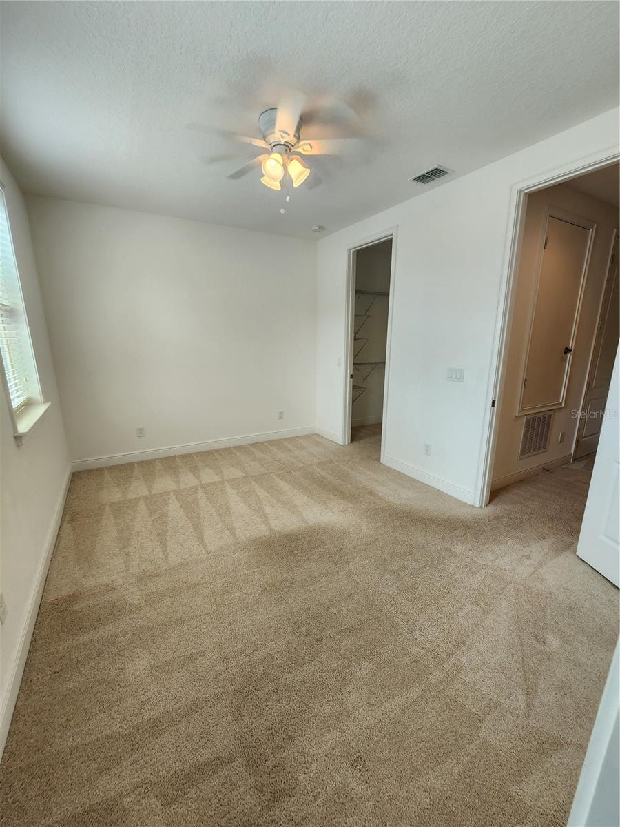 9805 Winnington St Property Photo 39