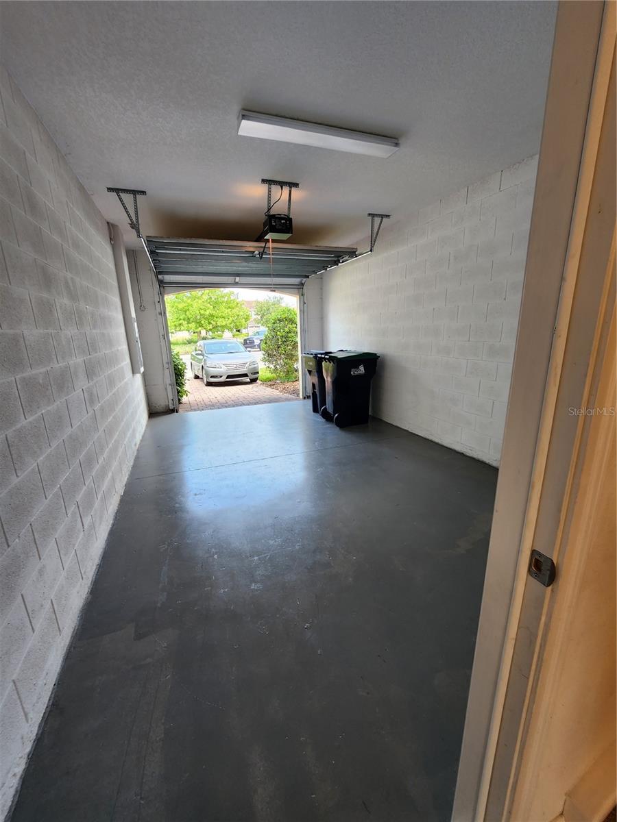 9805 Winnington St Property Photo 47