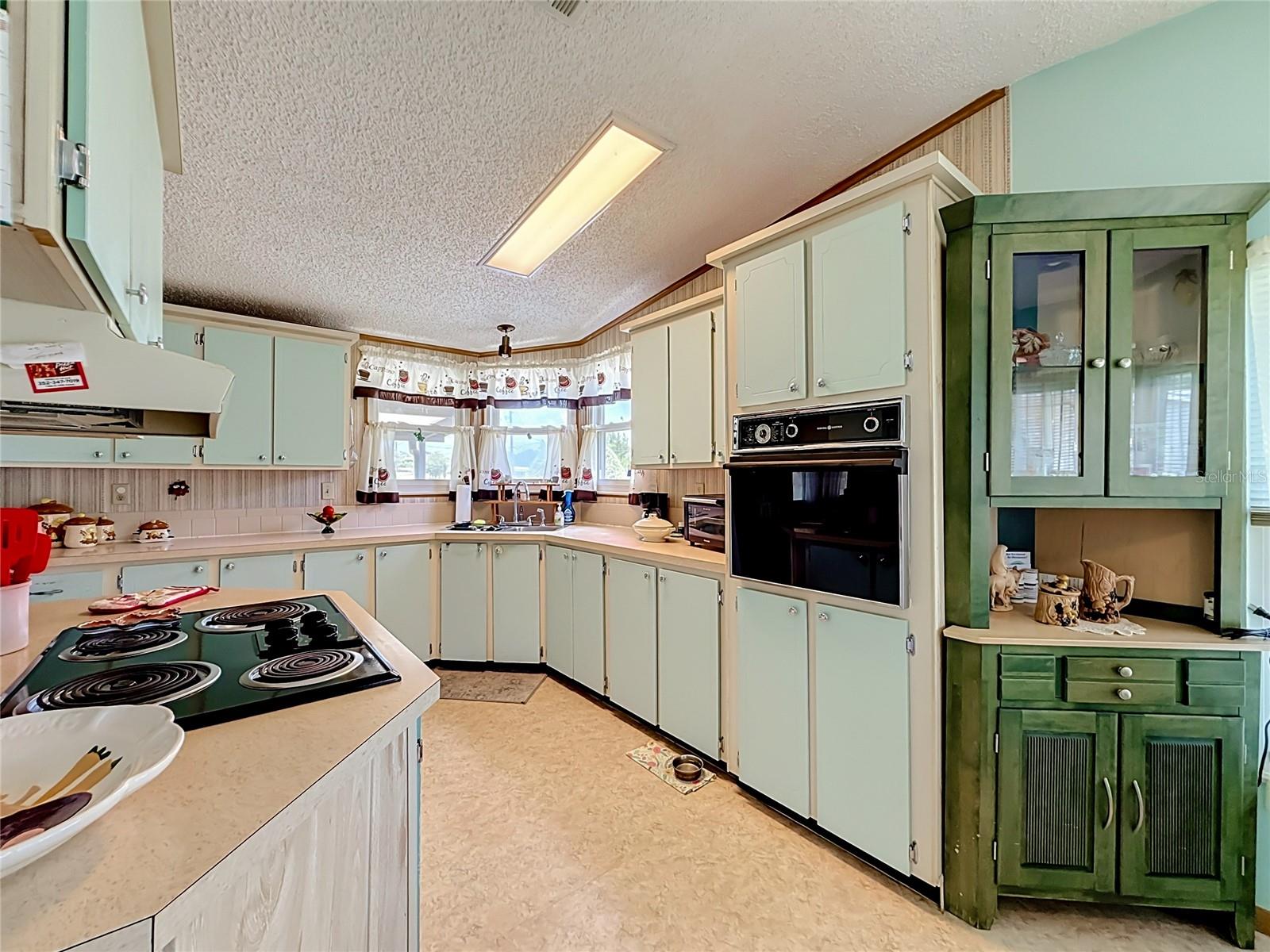 8233 County Road 109b Property Photo 13