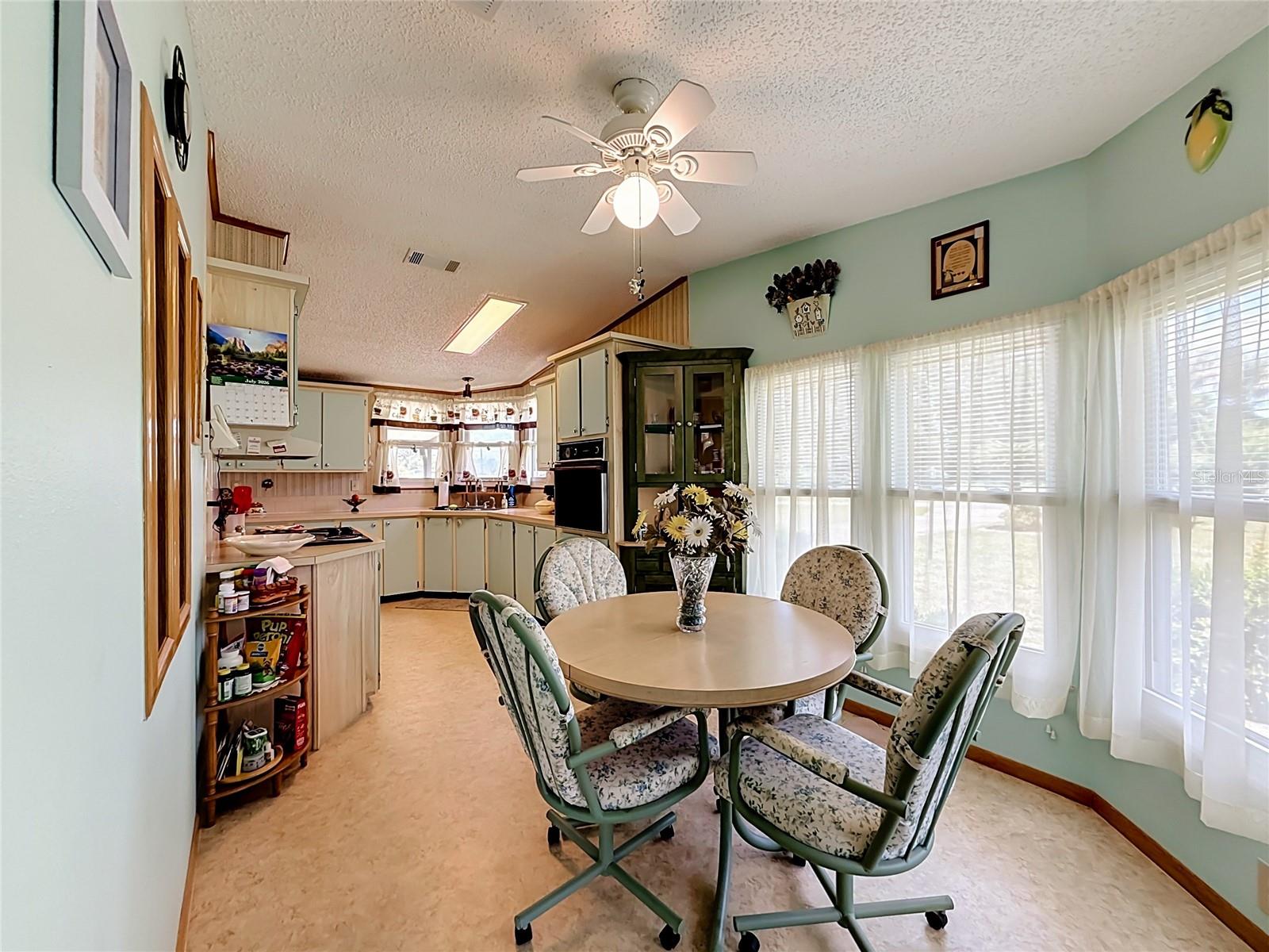 8233 County Road 109b Property Photo 14