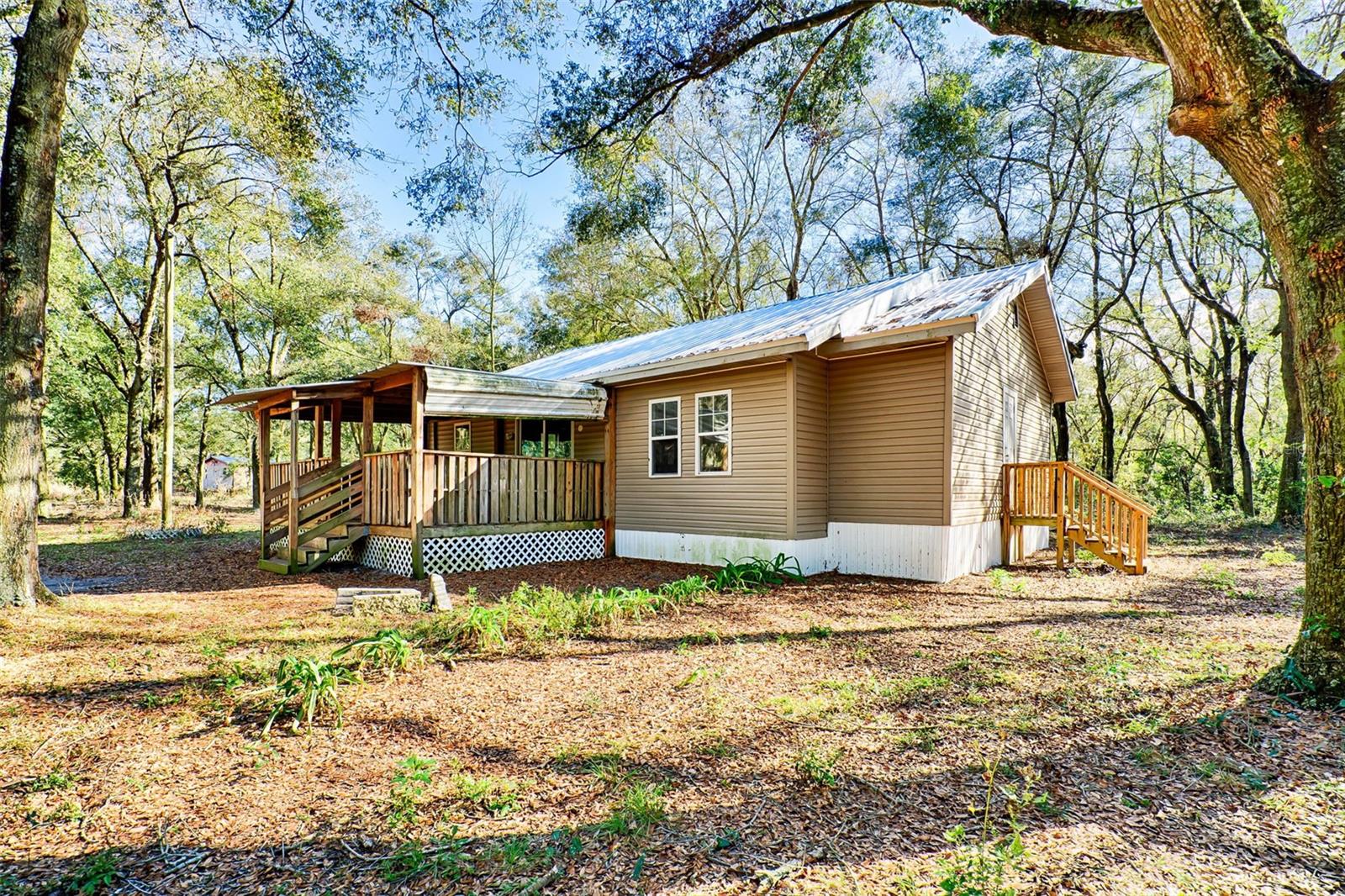 300 S Us Highway 129 Property Photo 1