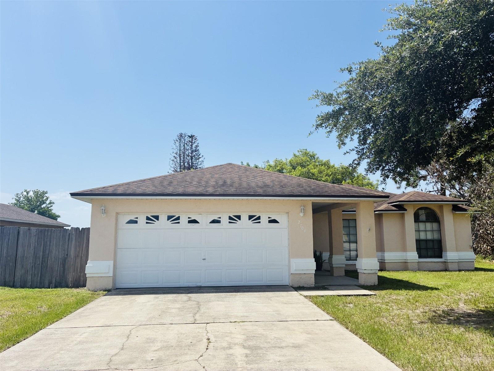 2704 Kendall Ave Property Photo 2