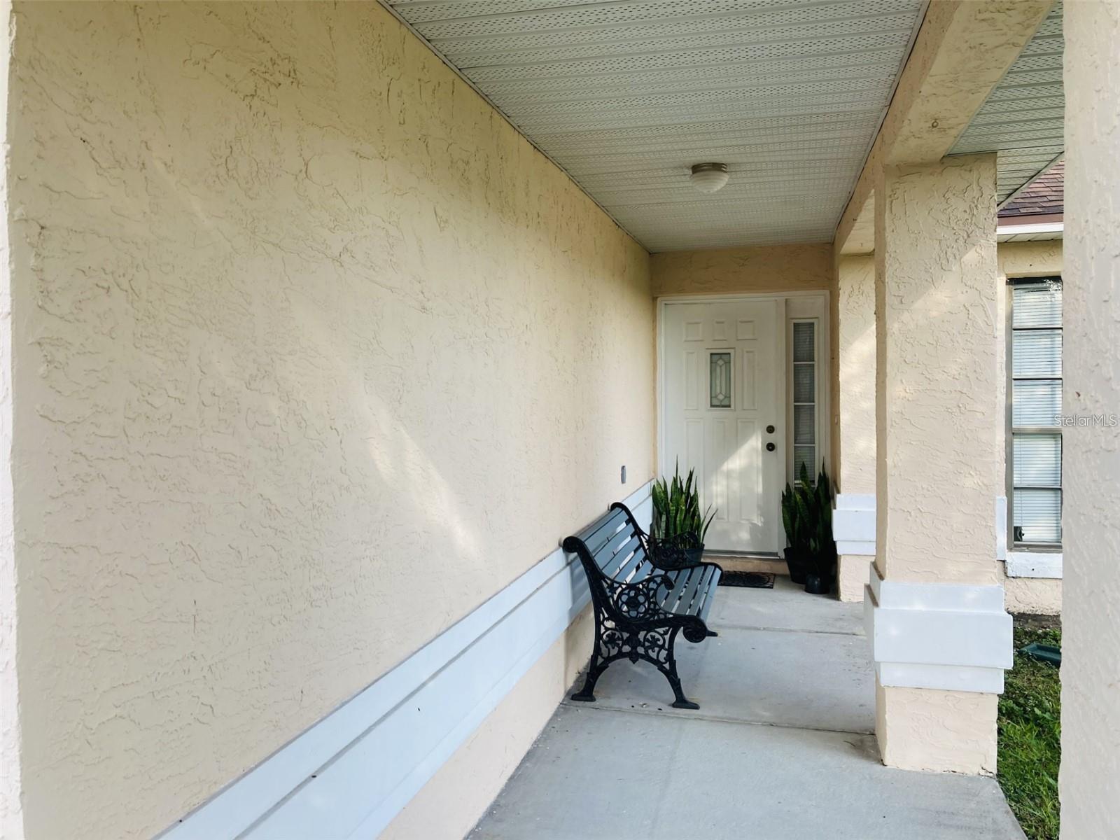 2704 Kendall Ave Property Photo 3