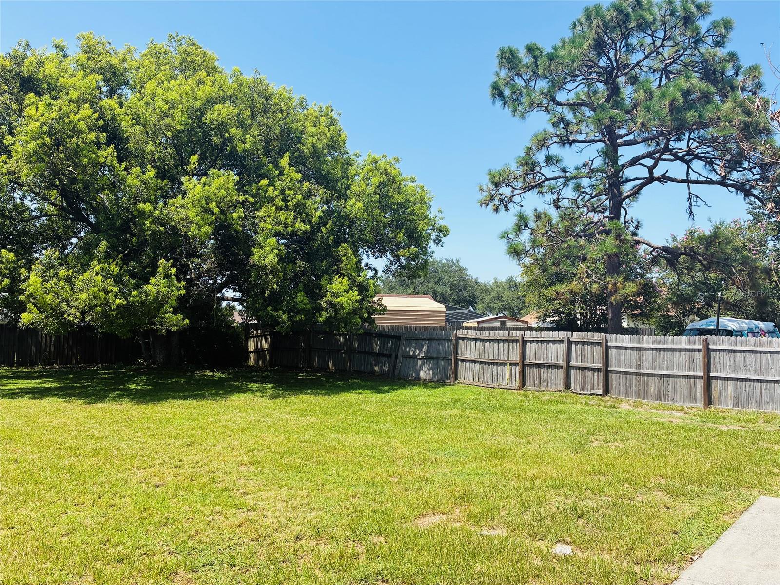 2704 Kendall Ave Property Photo 14