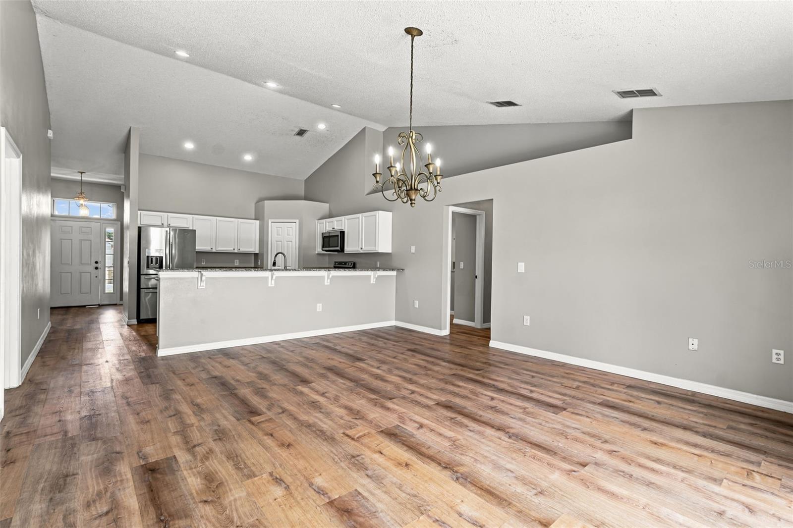 856 Franconville Ct Property Photo 9