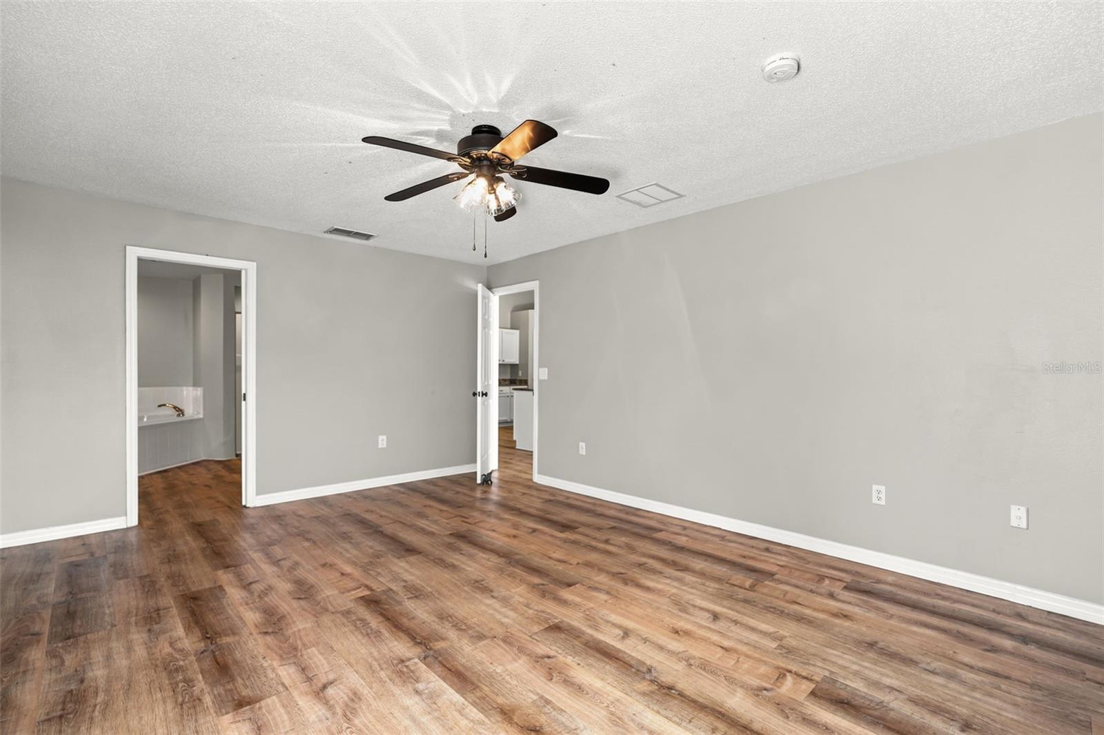 856 Franconville Ct Property Photo 17