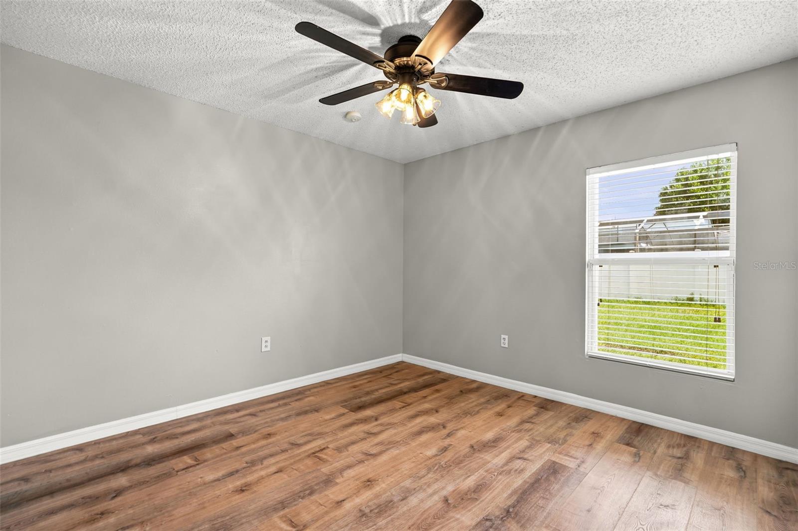 856 Franconville Ct Property Photo 23