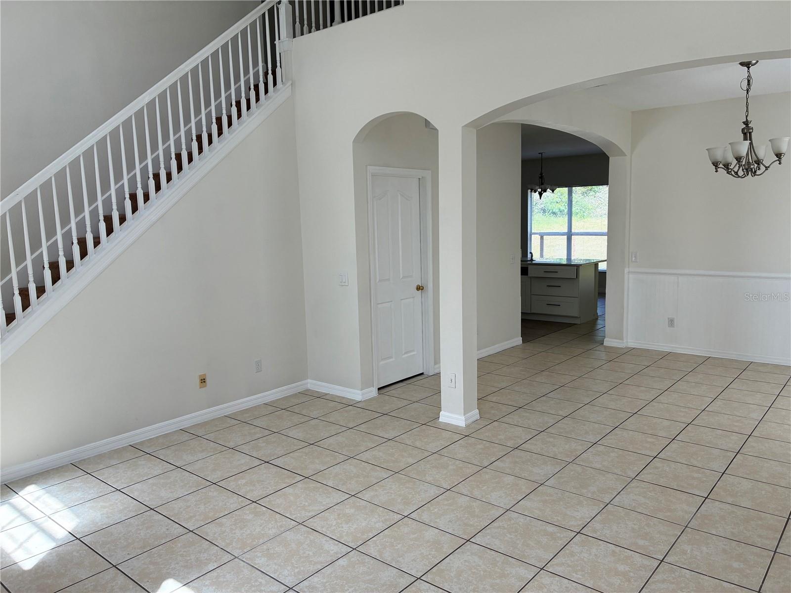 30406 Pga Dr Property Photo 2