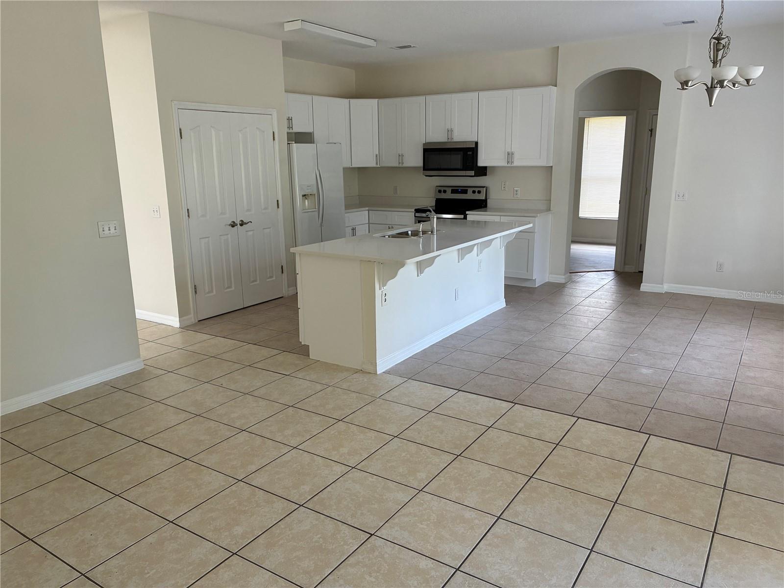 30406 Pga Dr Property Photo 5