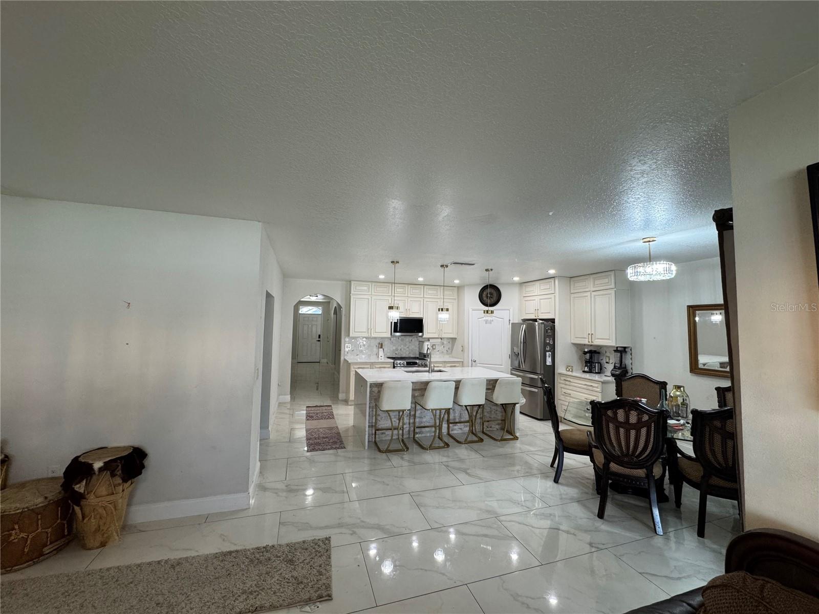 5746 Marsh Landing Dr Property Photo 6