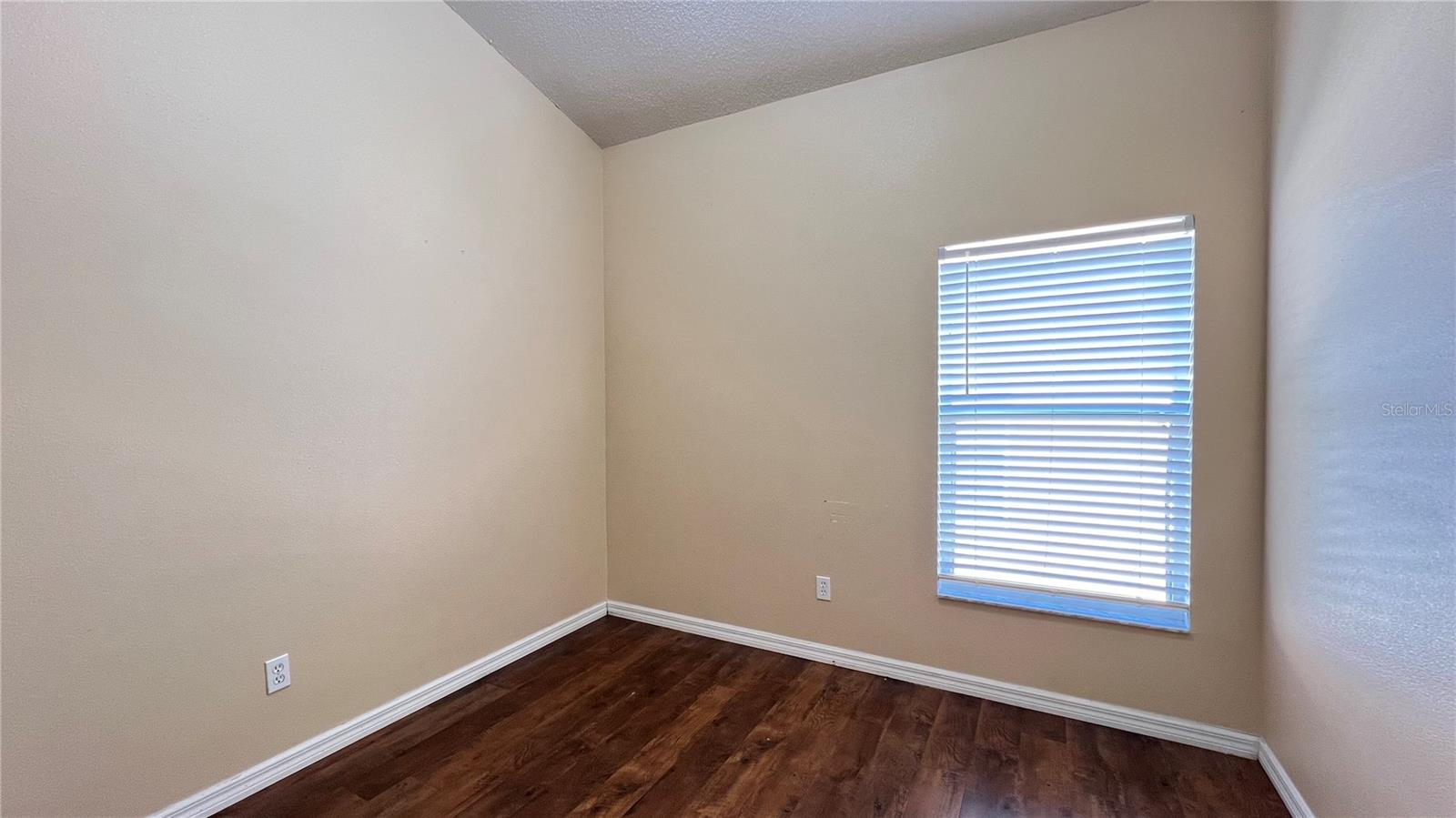 16709 Fresh Meadow Dr Property Photo 30