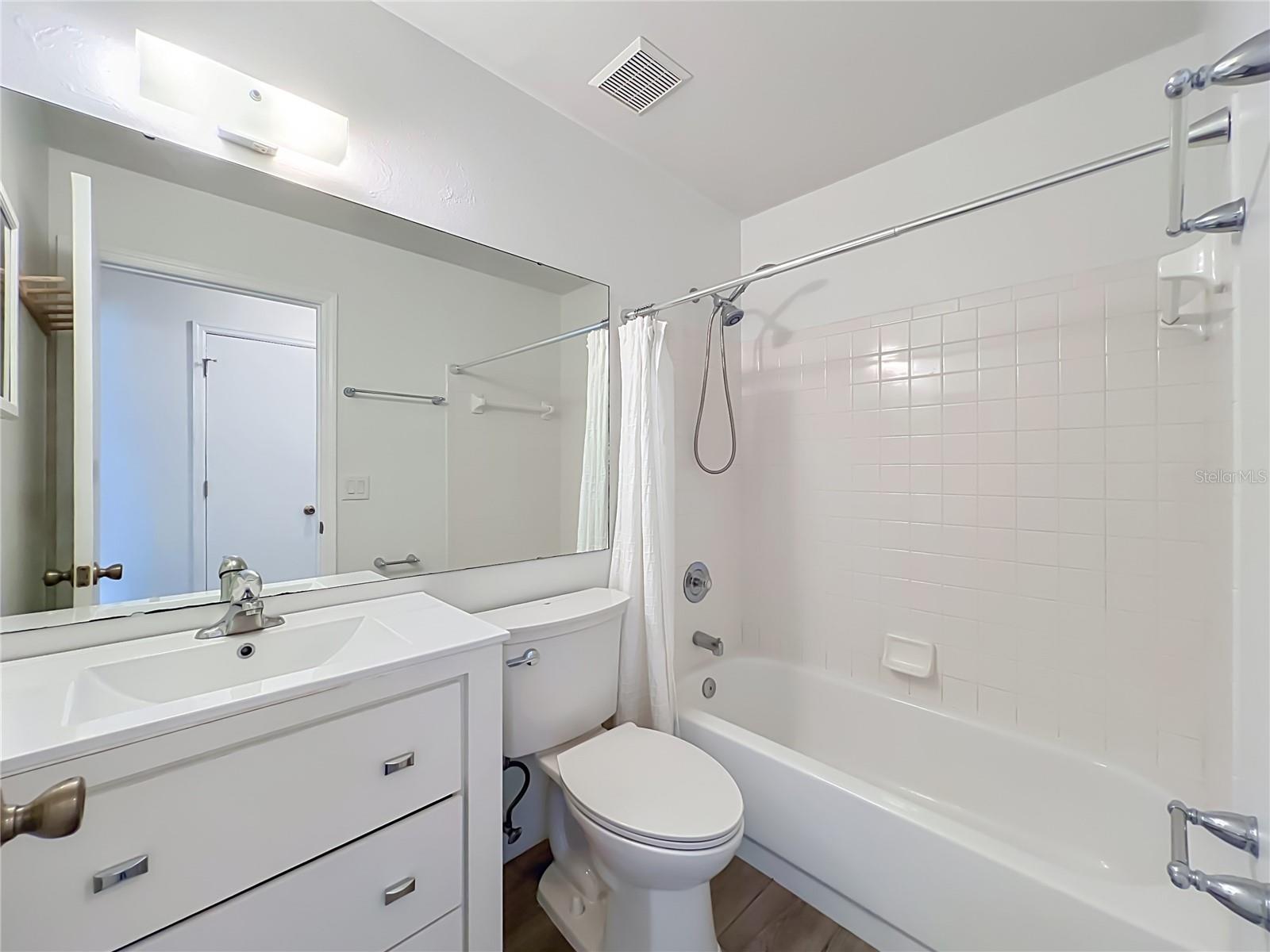 9415 Daney St Property Photo 21