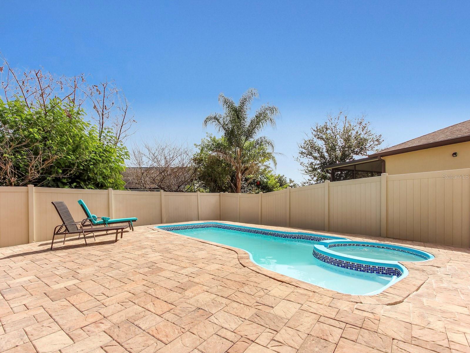 1833 Cayman Cove Cir Property Photo 14