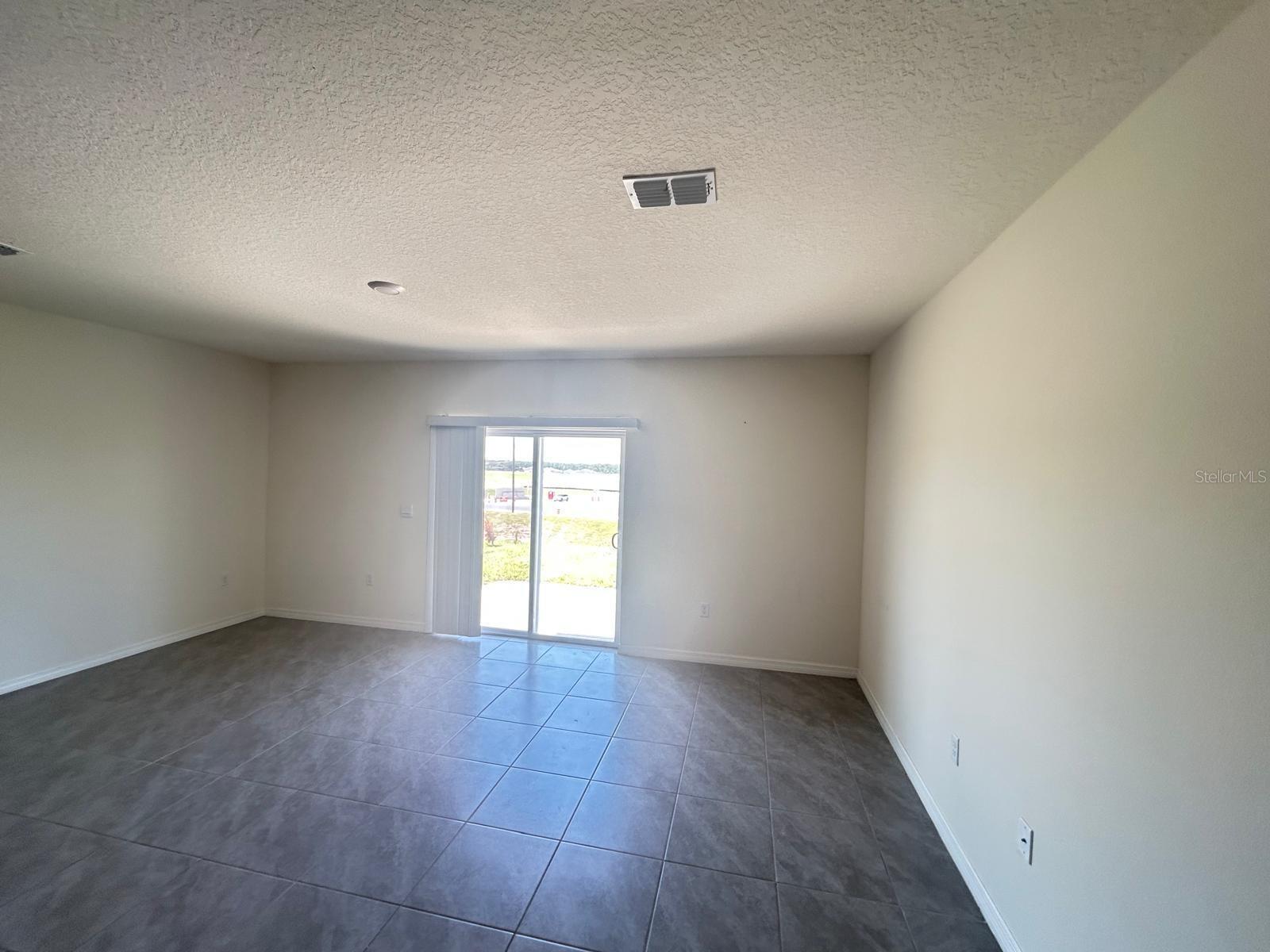 1471 Plank Pl Property Photo 2