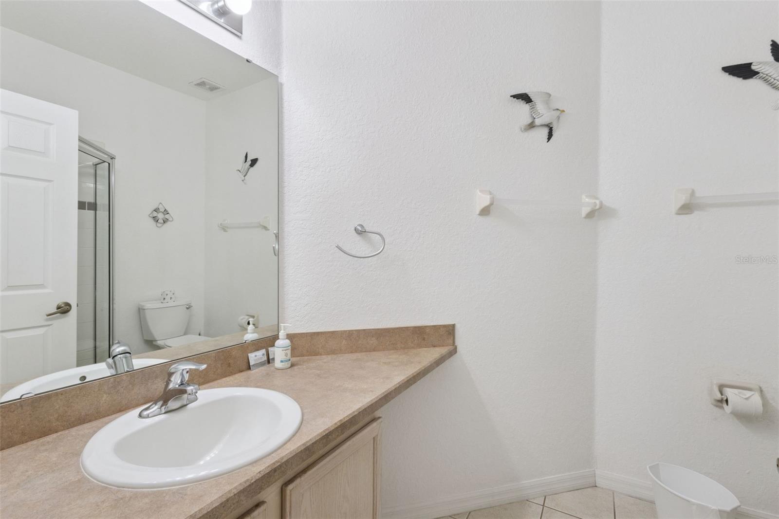 121 Vine Dr Property Photo 15