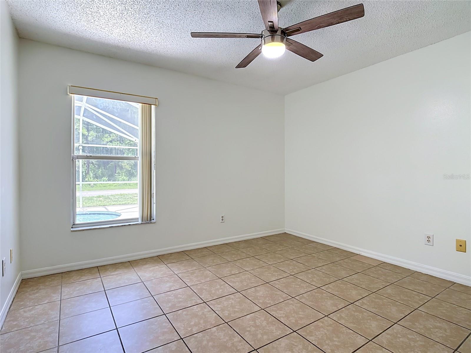 516 Pine Cone Dr Property Photo 31