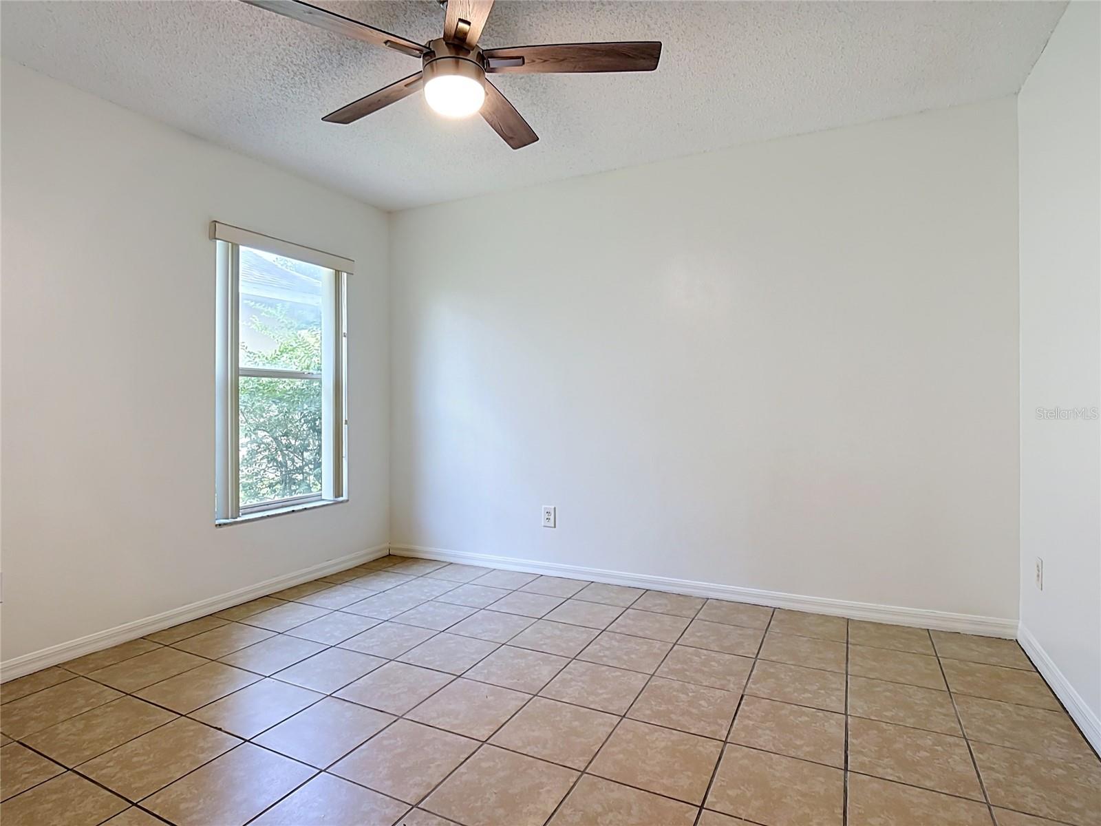 516 Pine Cone Dr Property Photo 33