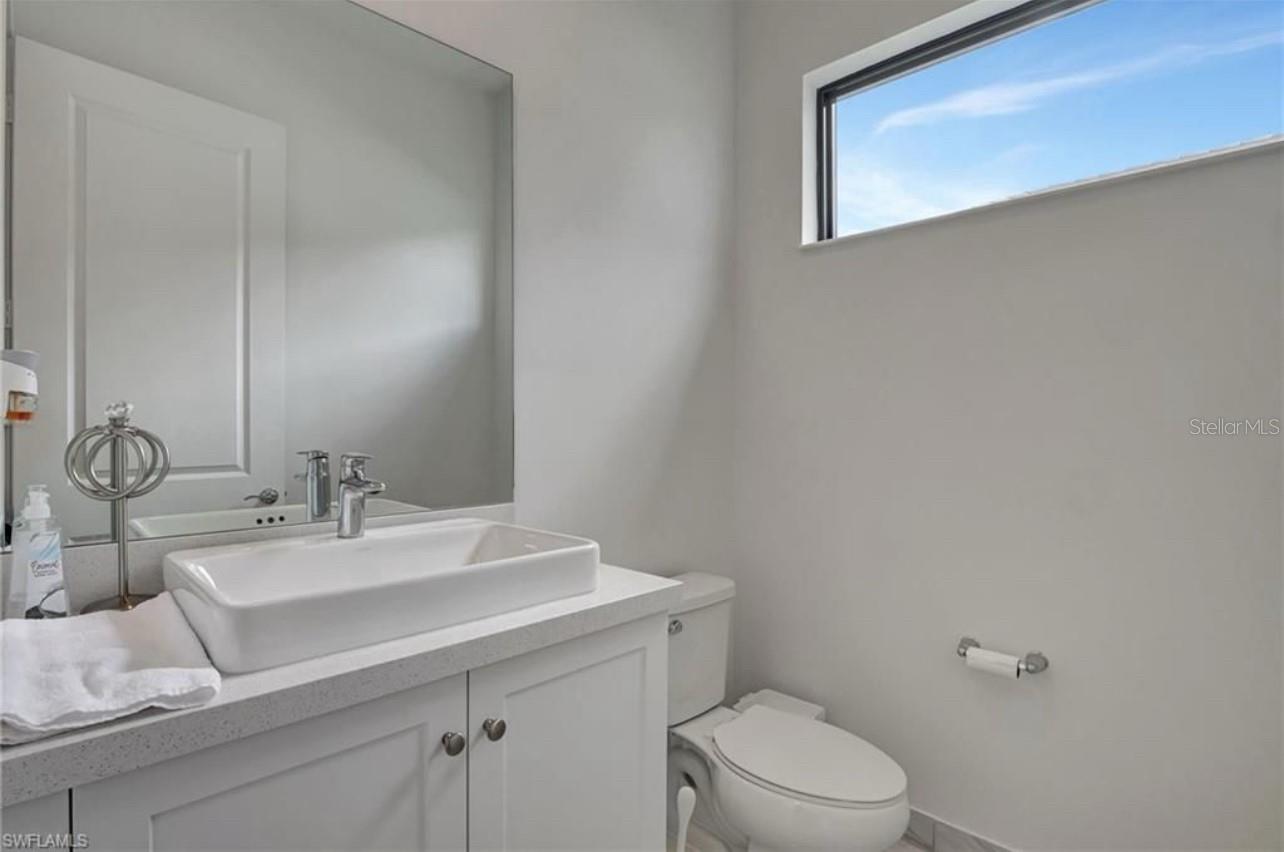 4959 Brigata Way Property Photo 8