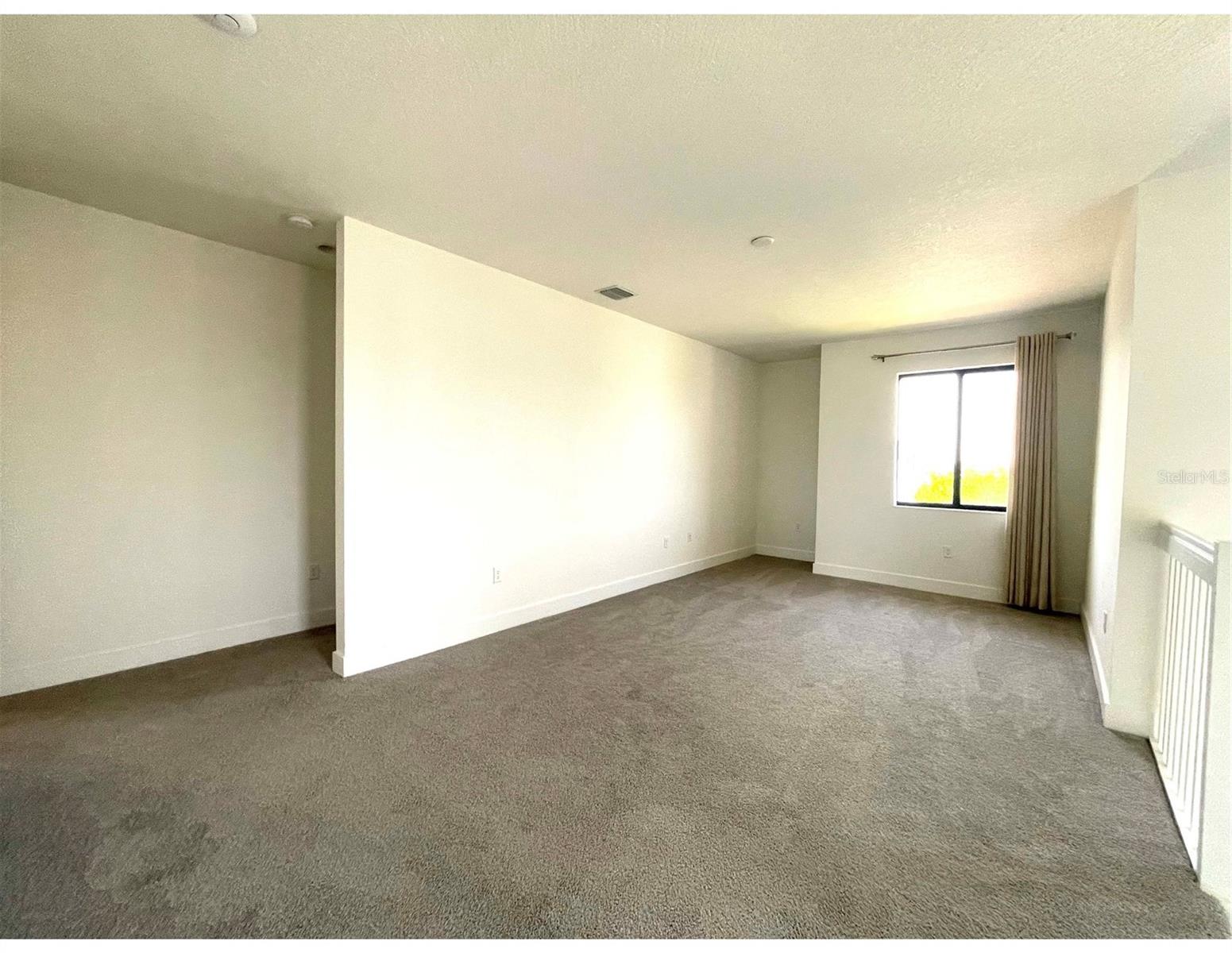 4959 Brigata Way Property Photo 10