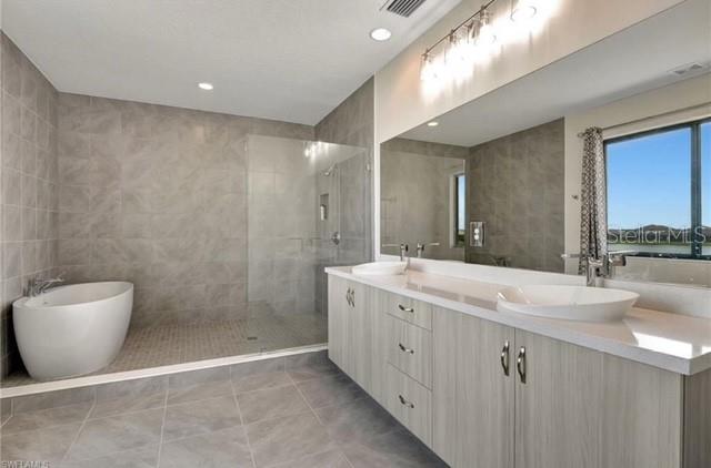 4959 Brigata Way Property Photo 15