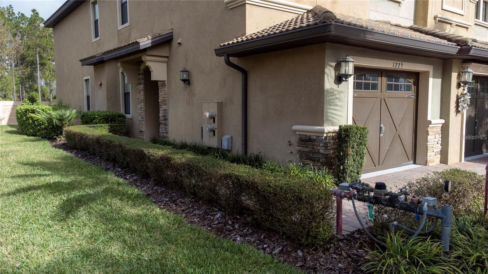 1225 Long Cove Loop #1225 Property Photo 3