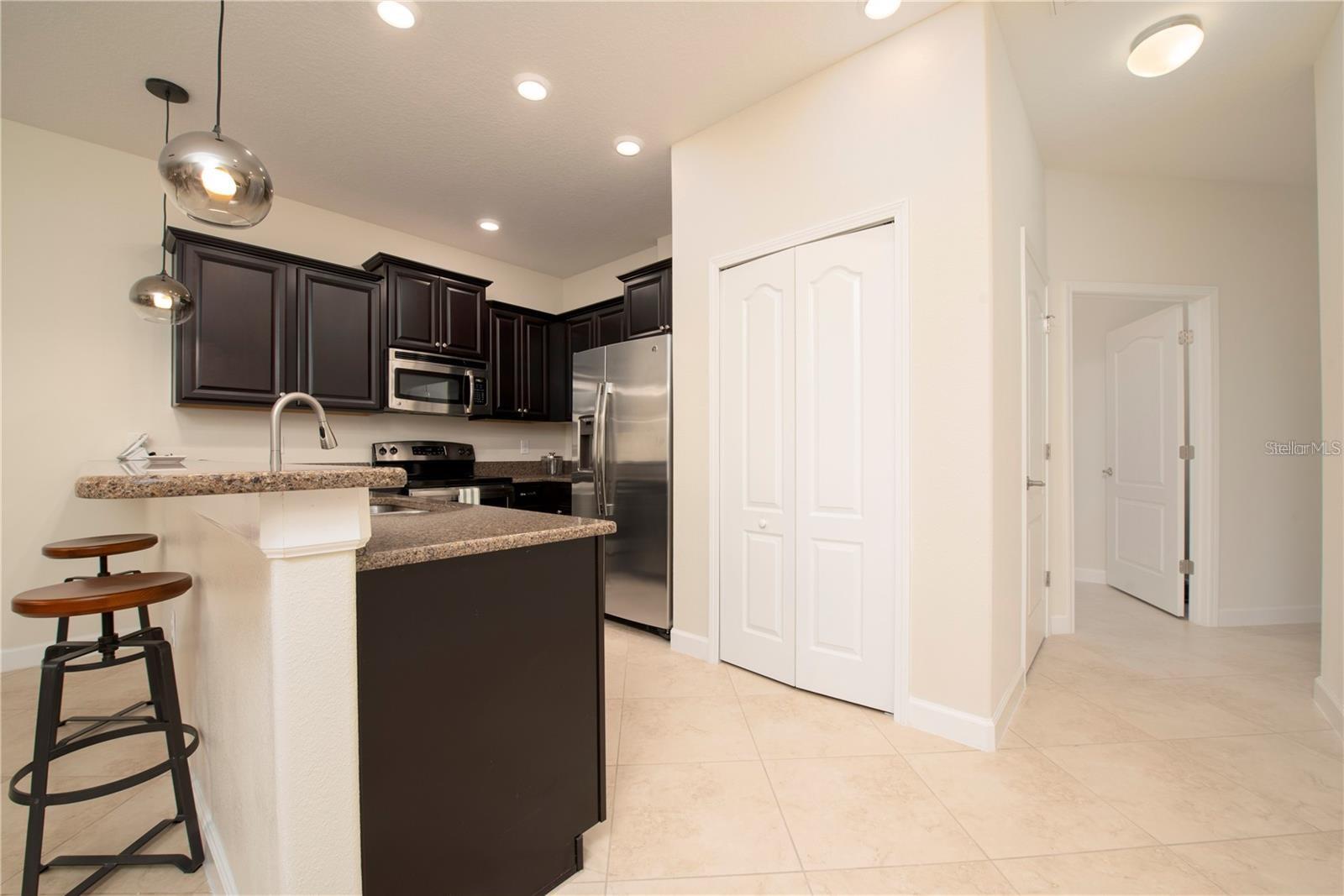 1225 Long Cove Loop #1225 Property Photo 6