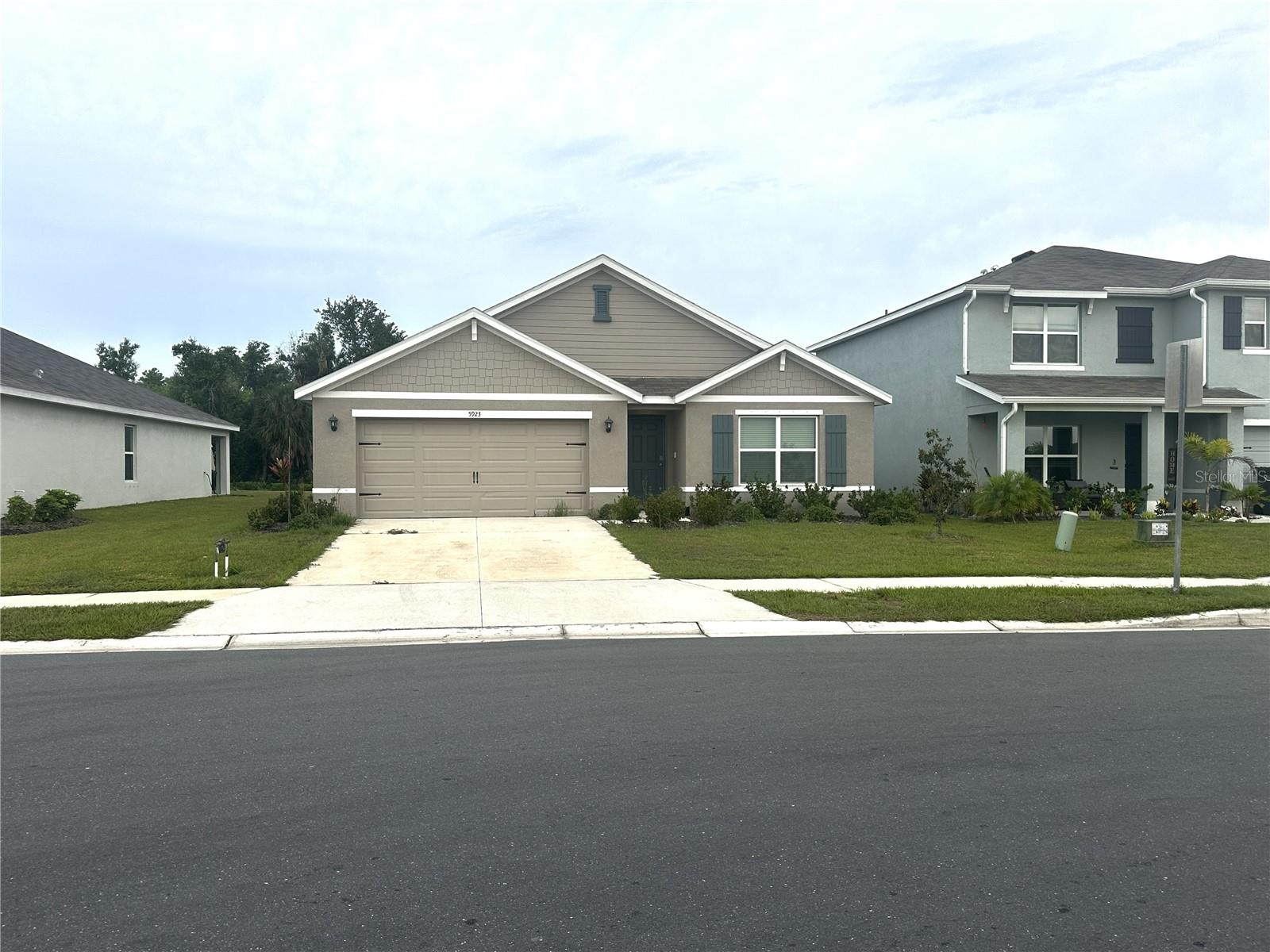 5923 Flagstone Trl Property Photo 5