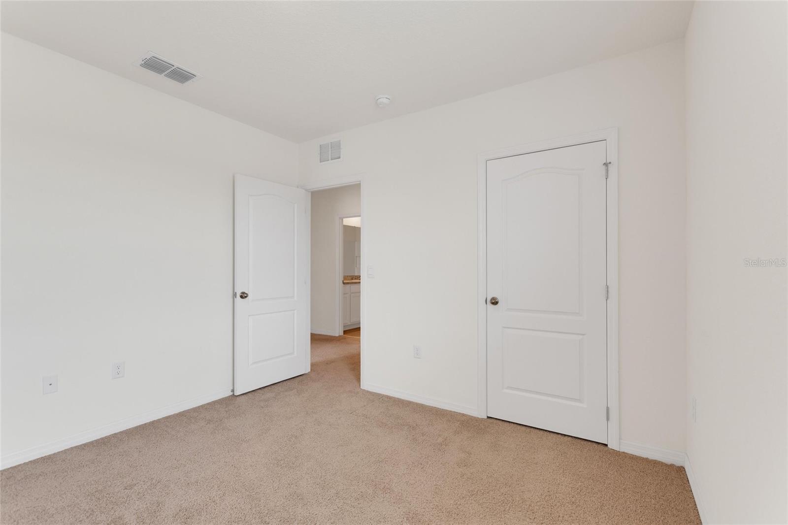 1923 Elkridge St Property Photo 22