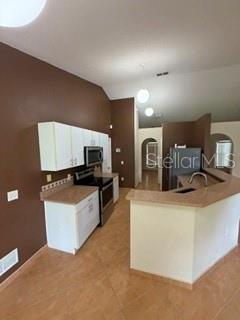 527 Kilimanjaro Dr Property Photo 6