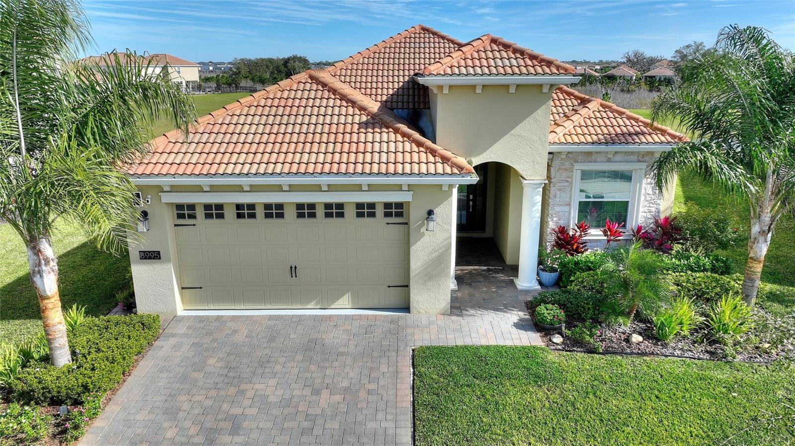 8995 ACE LOOP Property Photo 1