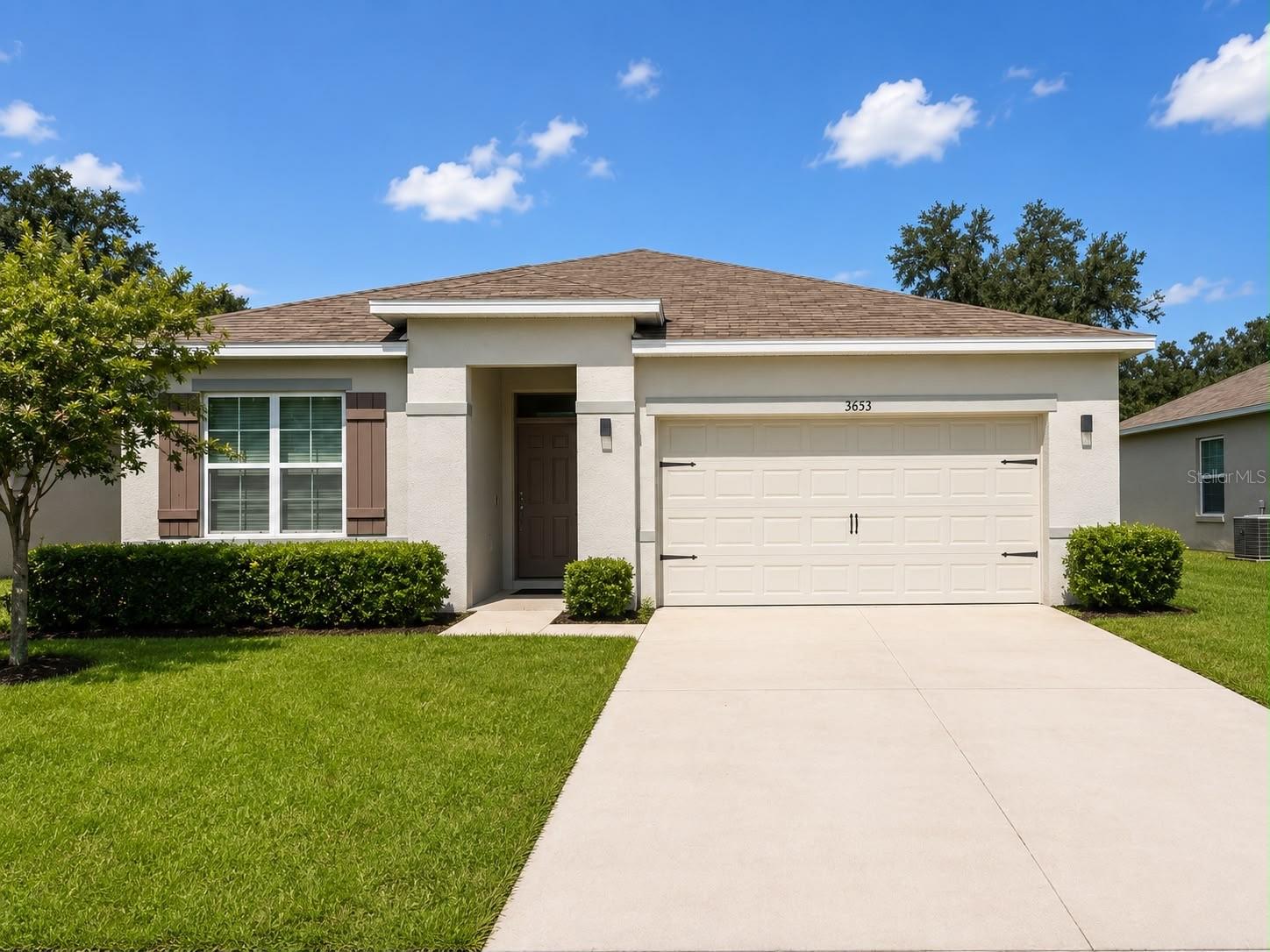 3653 SCARLET OAK DR