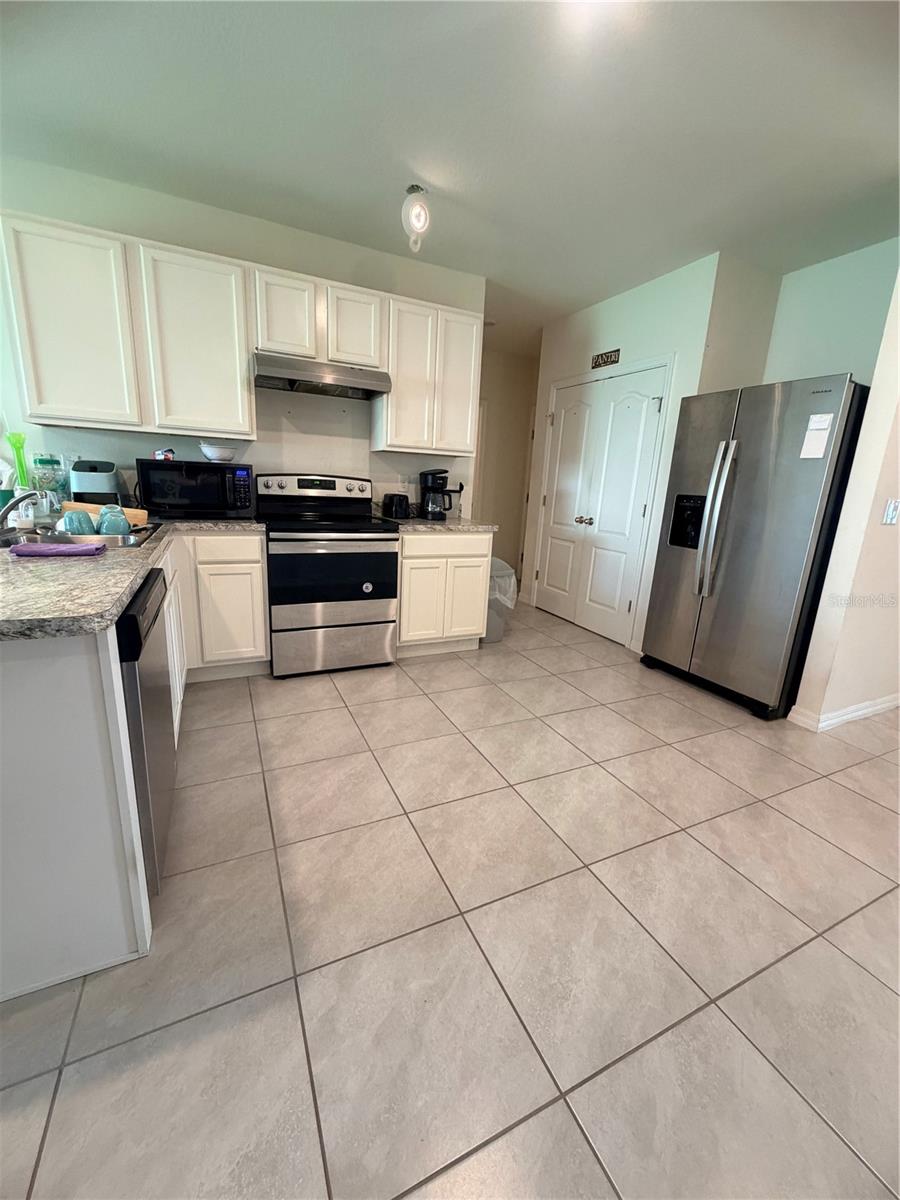 297 Meadowbrook Blvd Property Photo 9