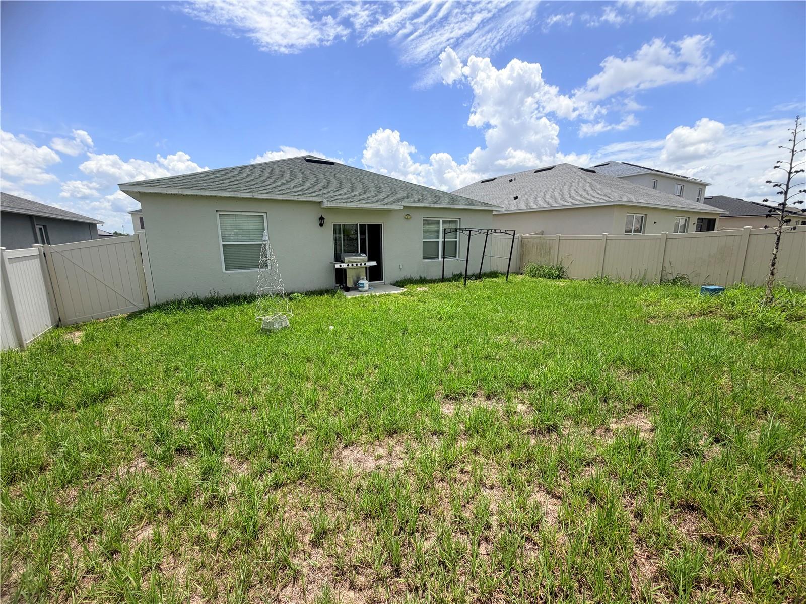 297 Meadowbrook Blvd Property Photo 18