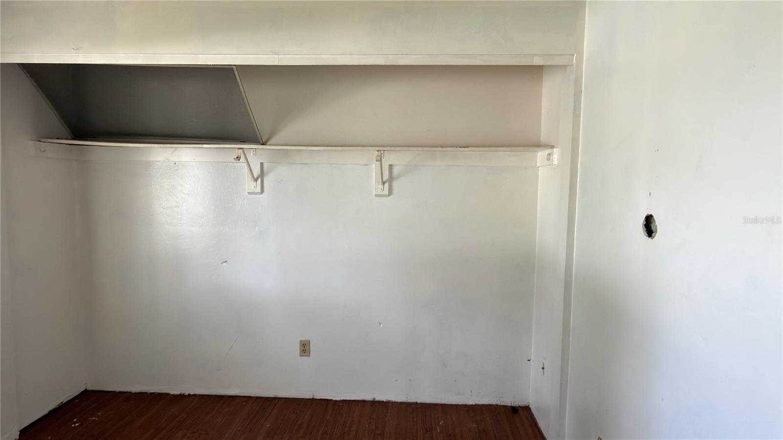 621 Eldron Blvd Se Property Photo 17
