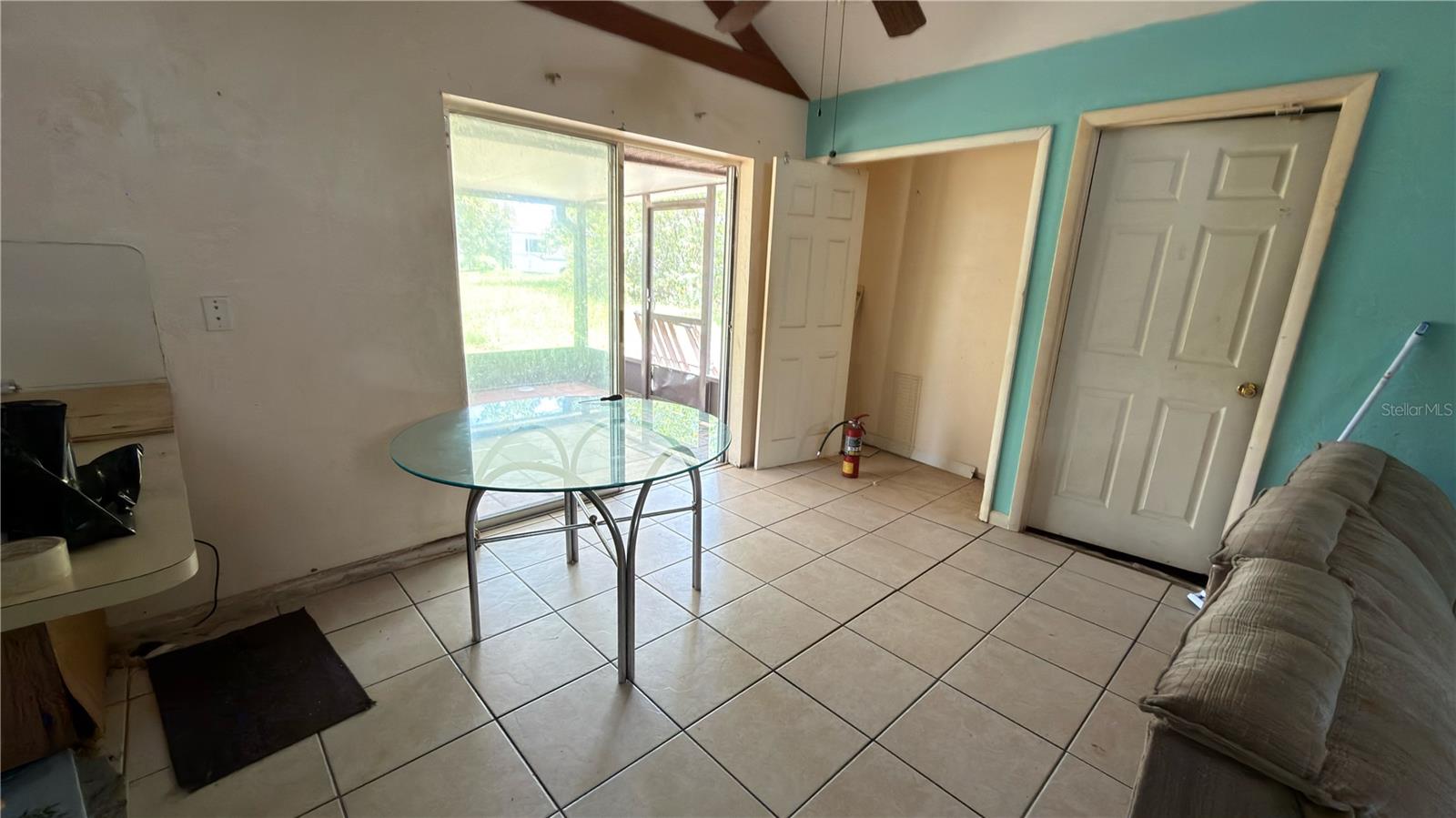 621 Eldron Blvd Se Property Photo 24