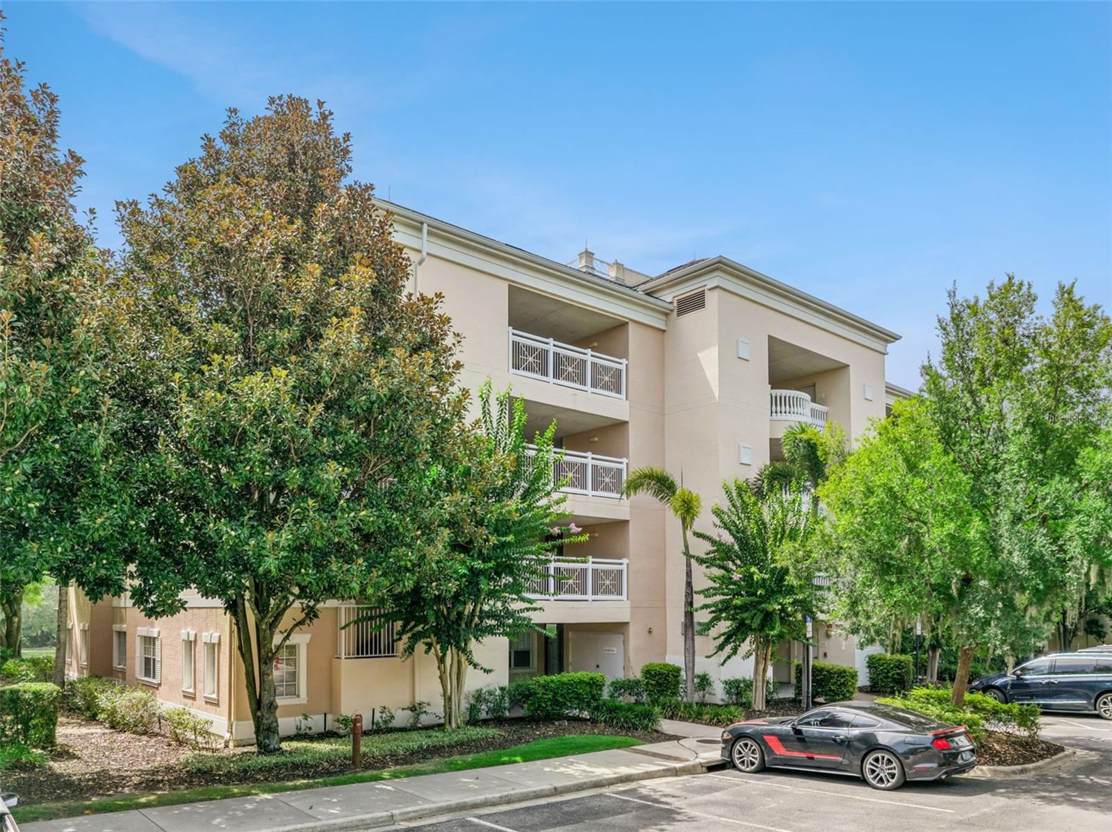 1356 Centre Court Ridge Dr #303 Property Photo 3