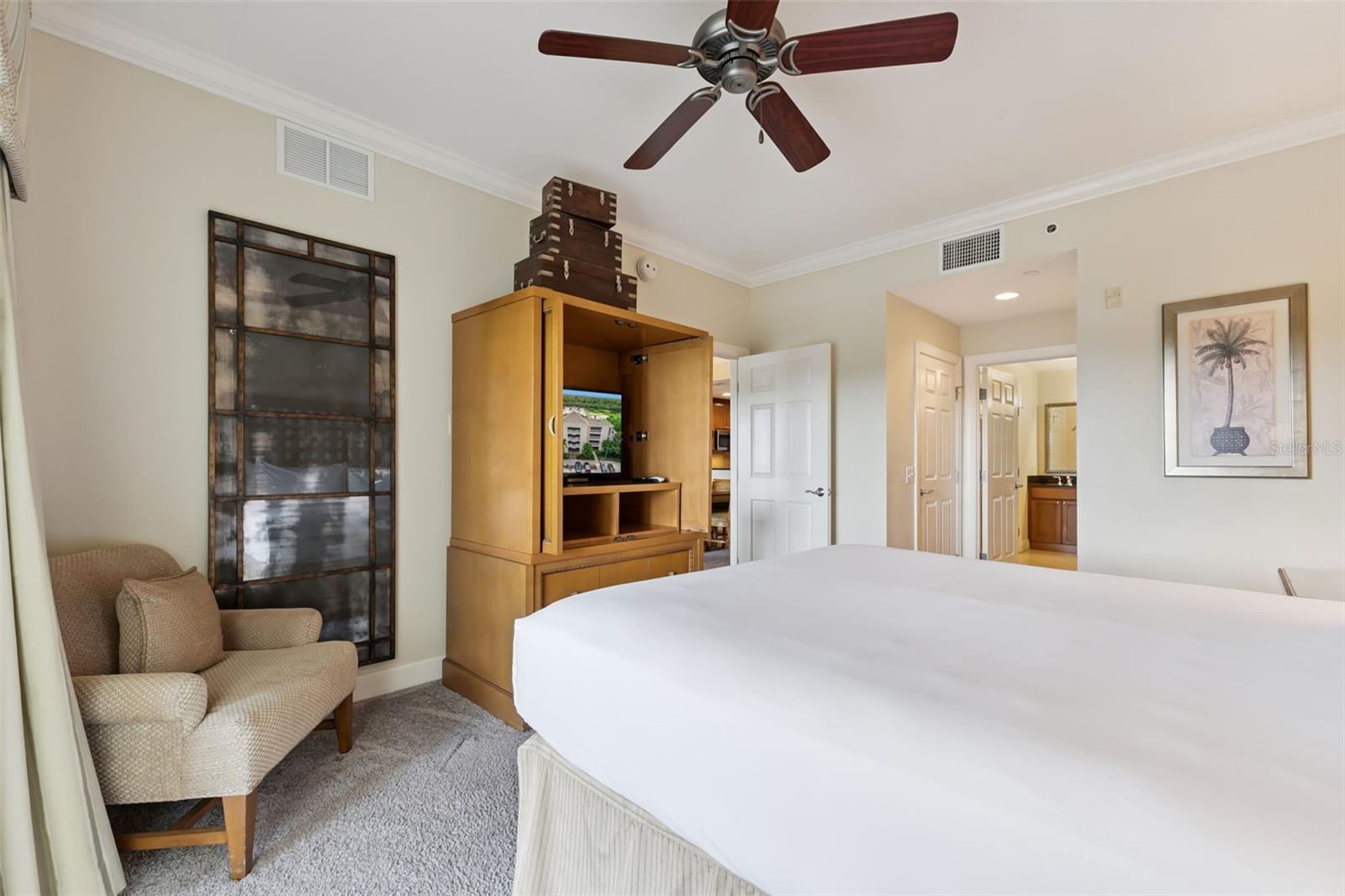 1356 Centre Court Ridge Dr #303 Property Photo 15