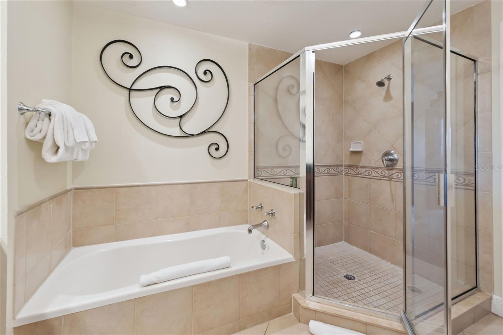 1356 Centre Court Ridge Dr #303 Property Photo 21