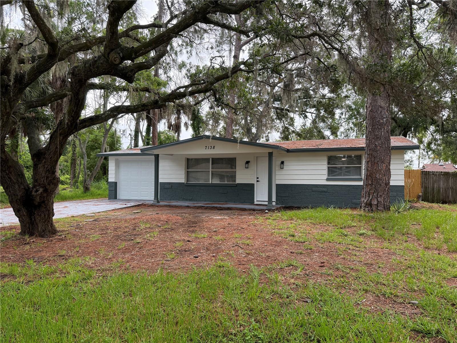 7138 Pinewood Dr Property Photo 1