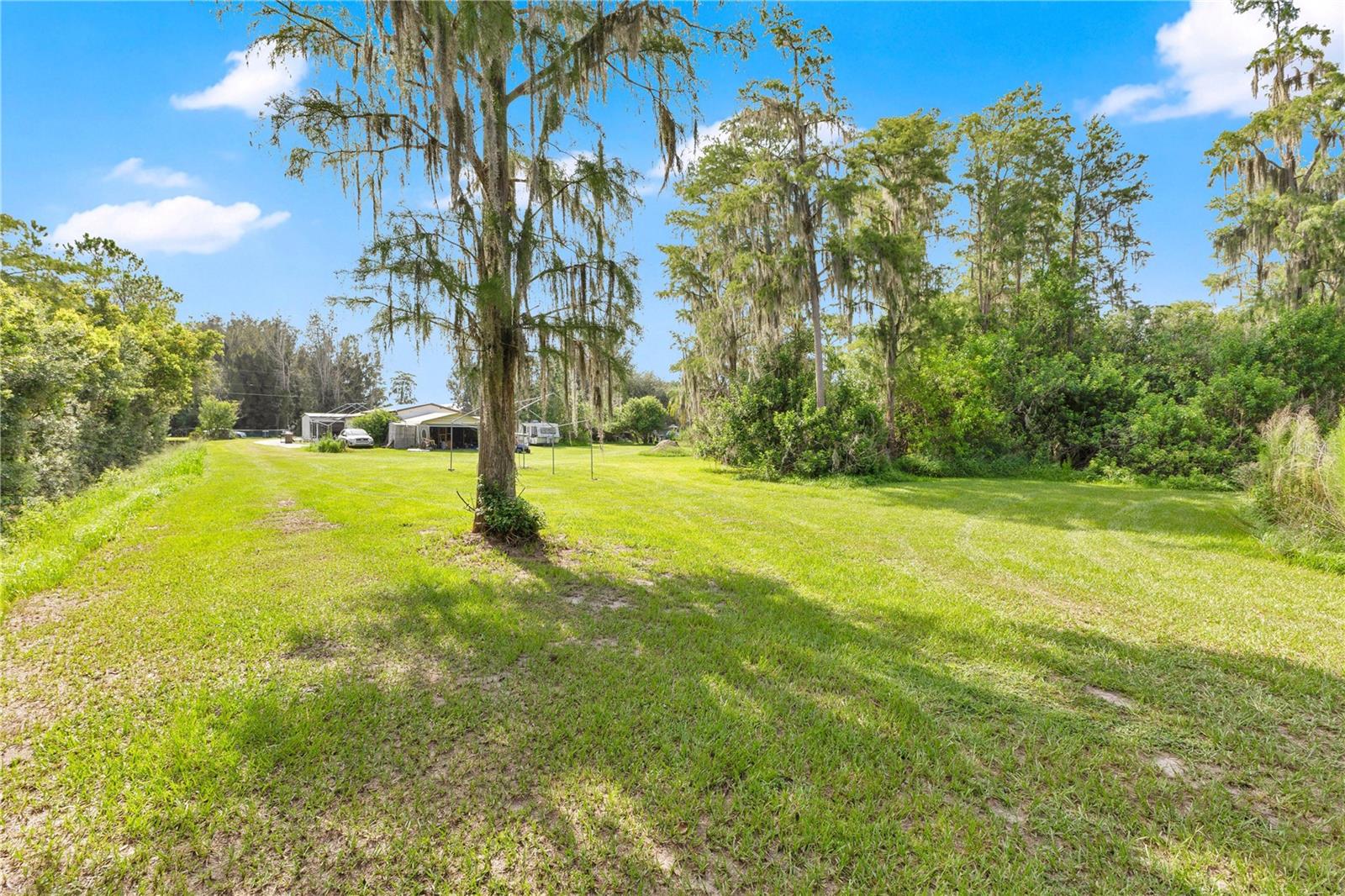 3925 Kaiser Ave Property Photo 3