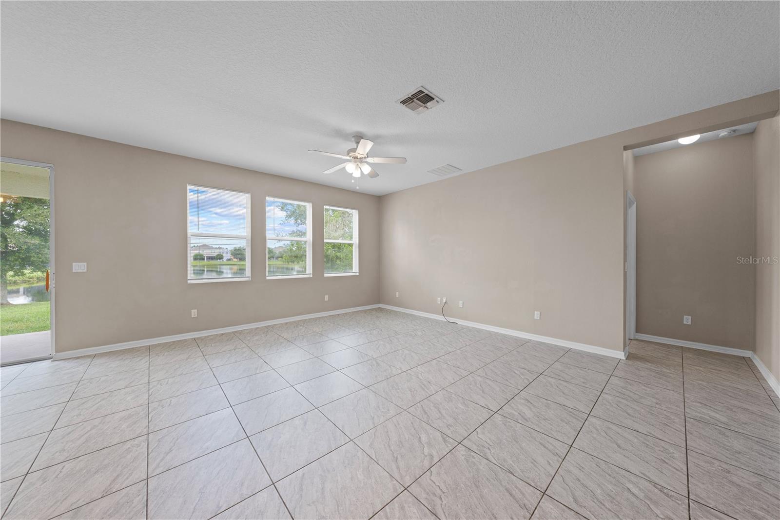 3906 Eternity Cir Property Photo 5