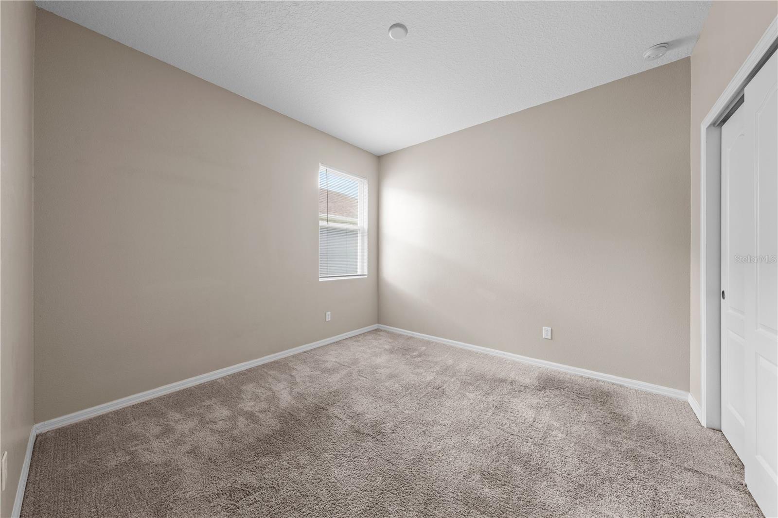 3906 Eternity Cir Property Photo 17