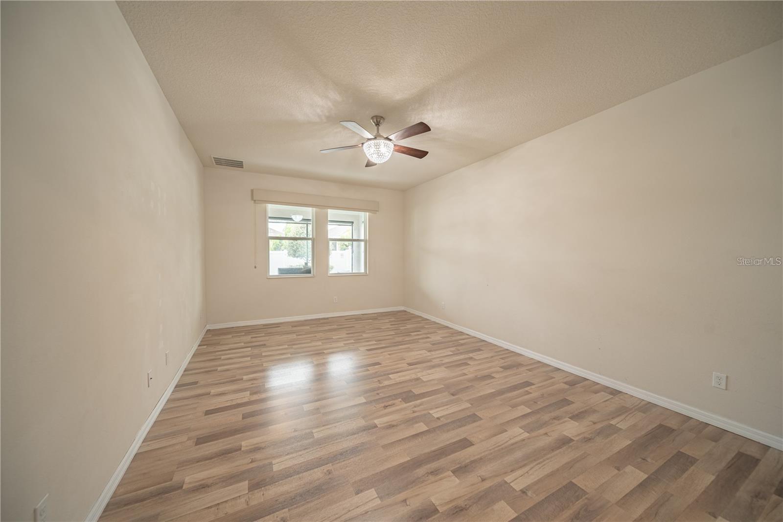 2592 Isabela Ter Property Photo 14