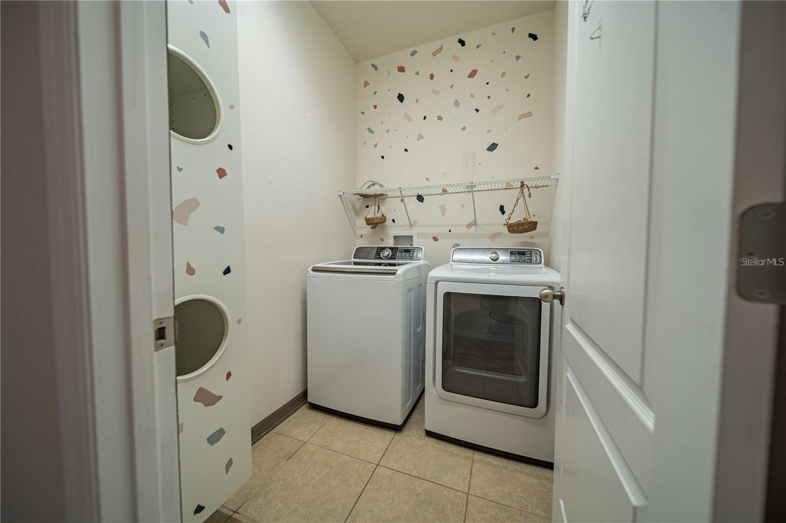 2592 Isabela Ter Property Photo 20