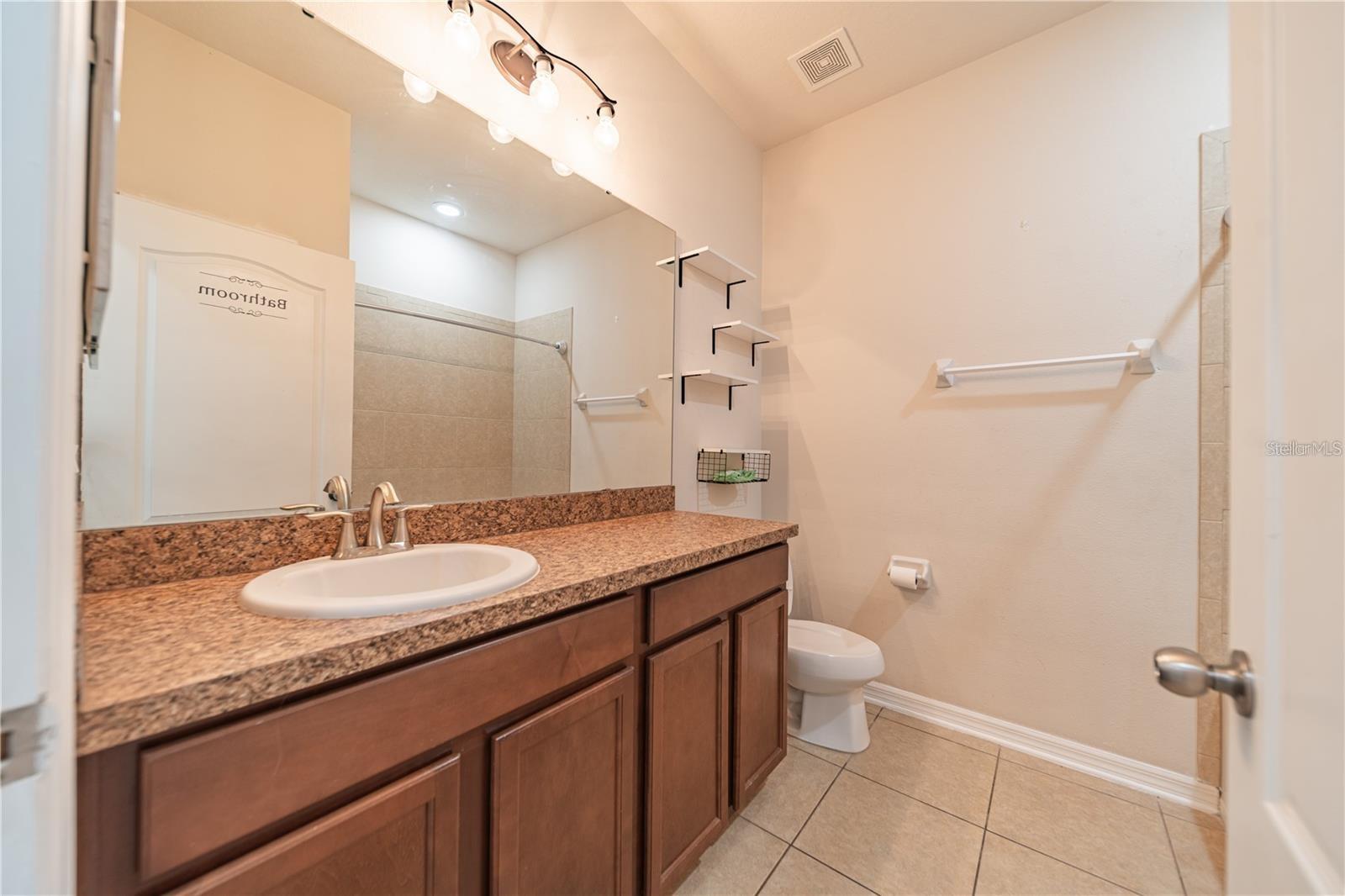 2592 Isabela Ter Property Photo 24