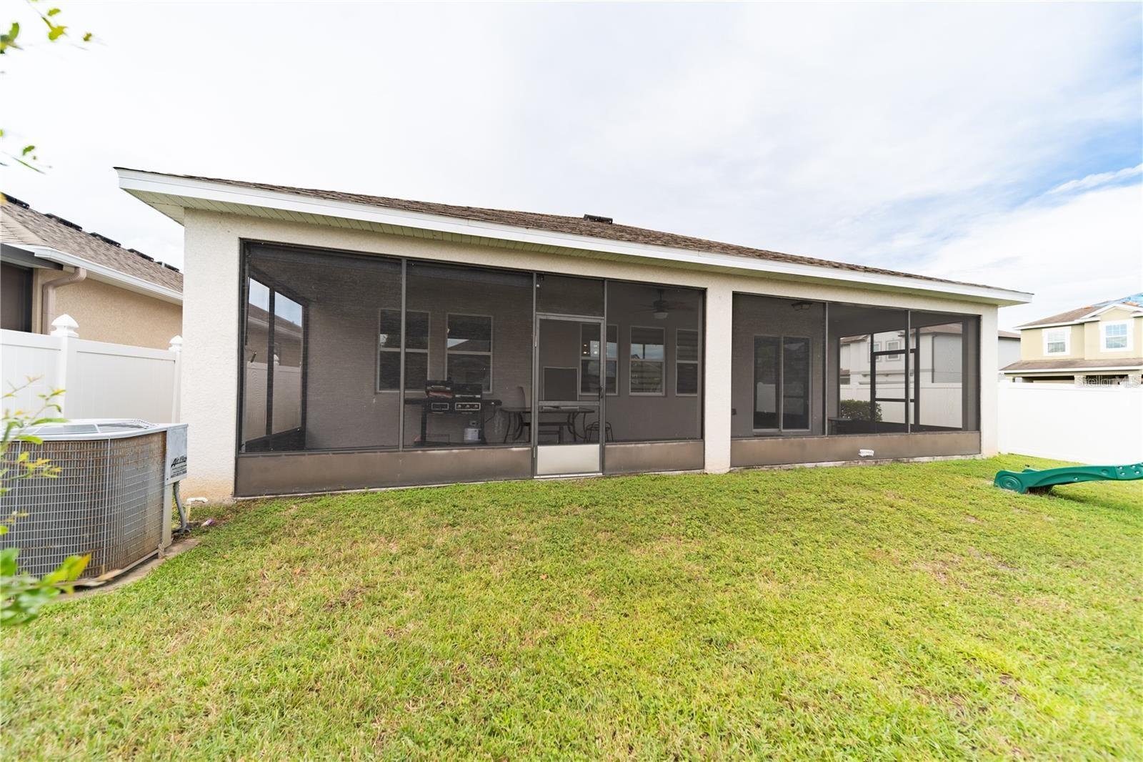 2592 Isabela Ter Property Photo 43