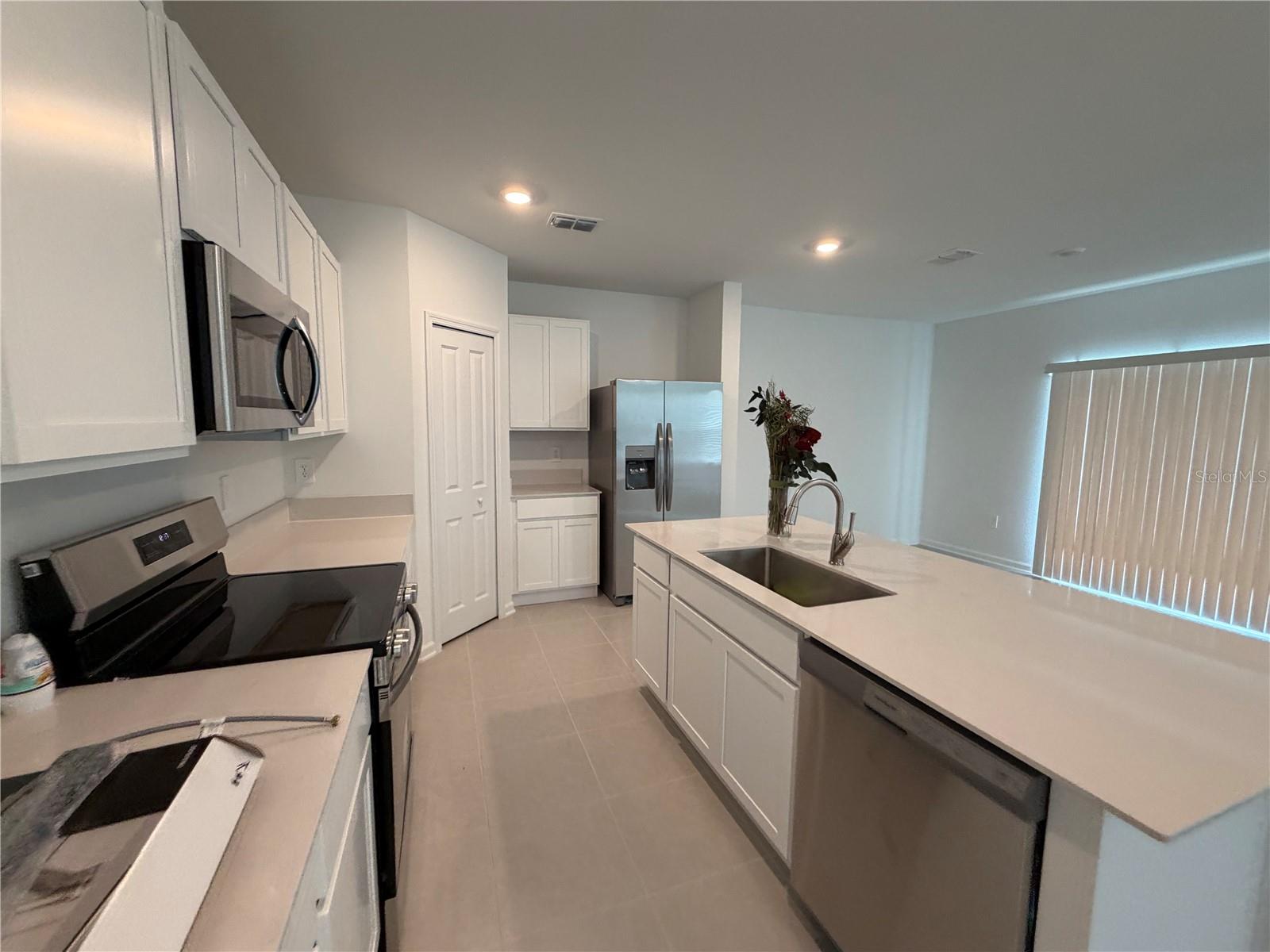 2466 Hallow Garden Rd Property Photo 4